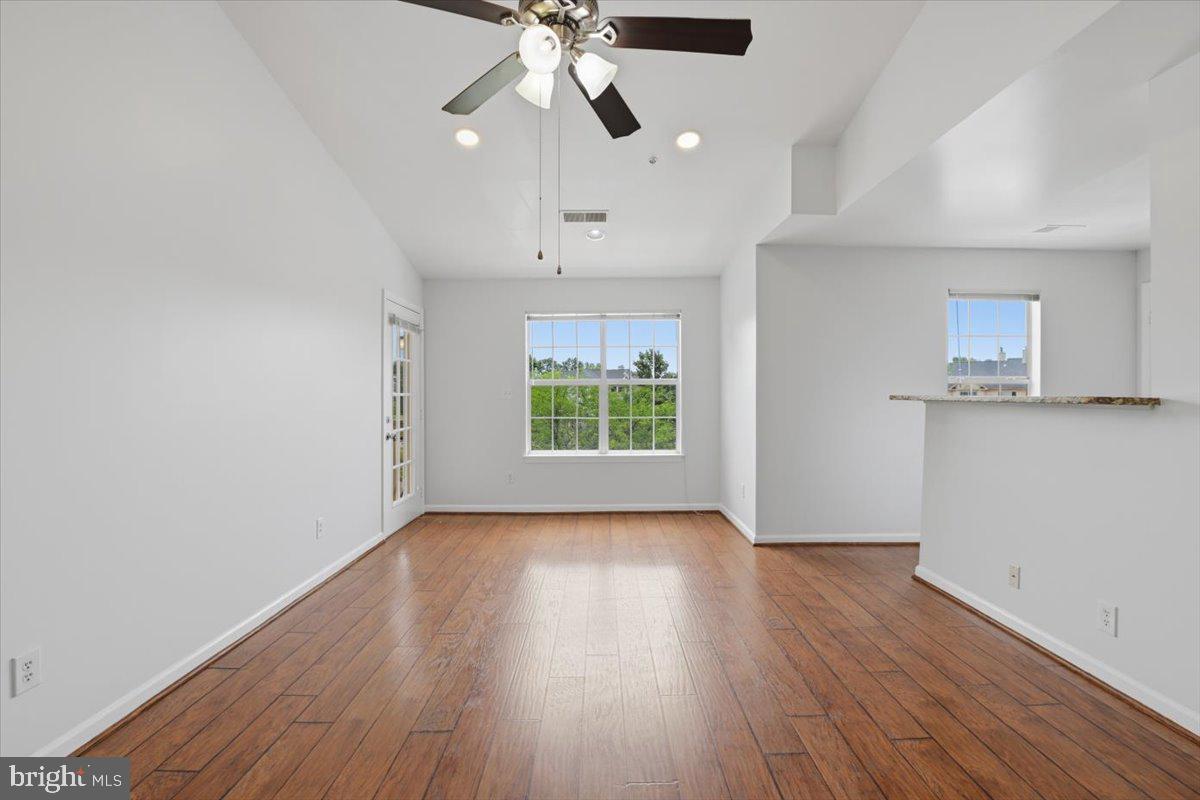 STRATFORD CONDOS - Residential