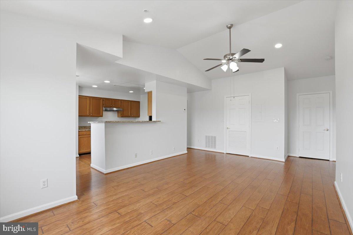 STRATFORD CONDOS - Residential