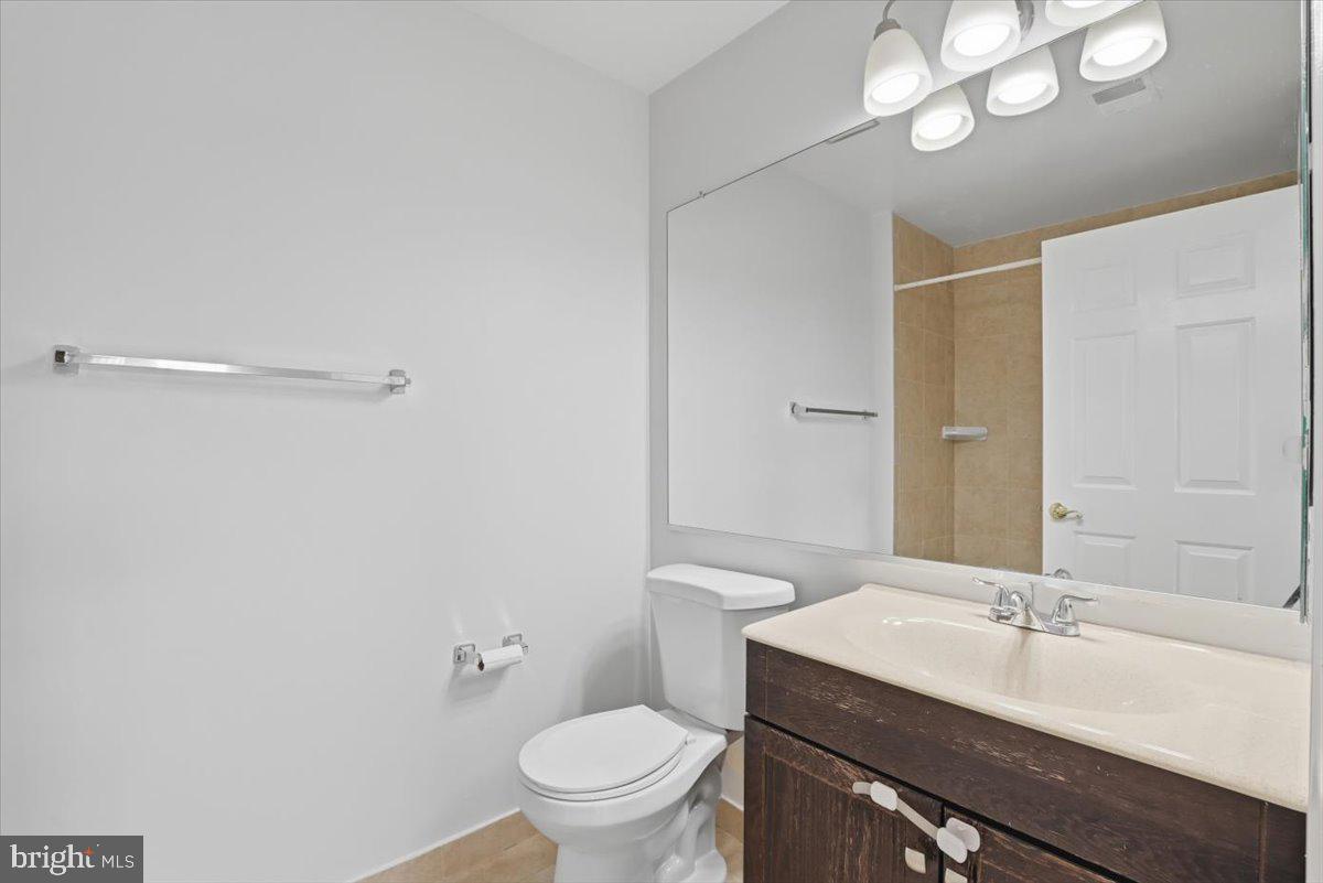 STRATFORD CONDOS - Residential