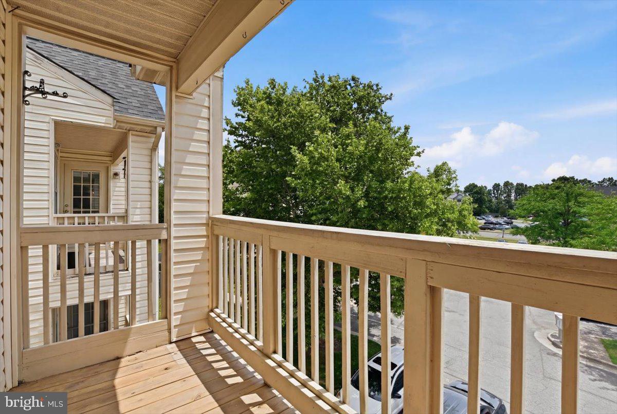 STRATFORD CONDOS - Residential