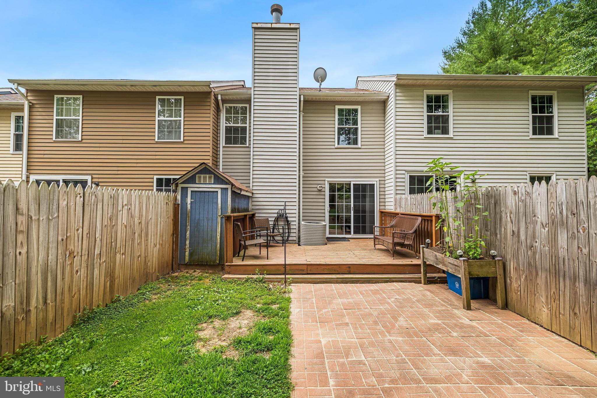 ROBERTS FIELD - Residential