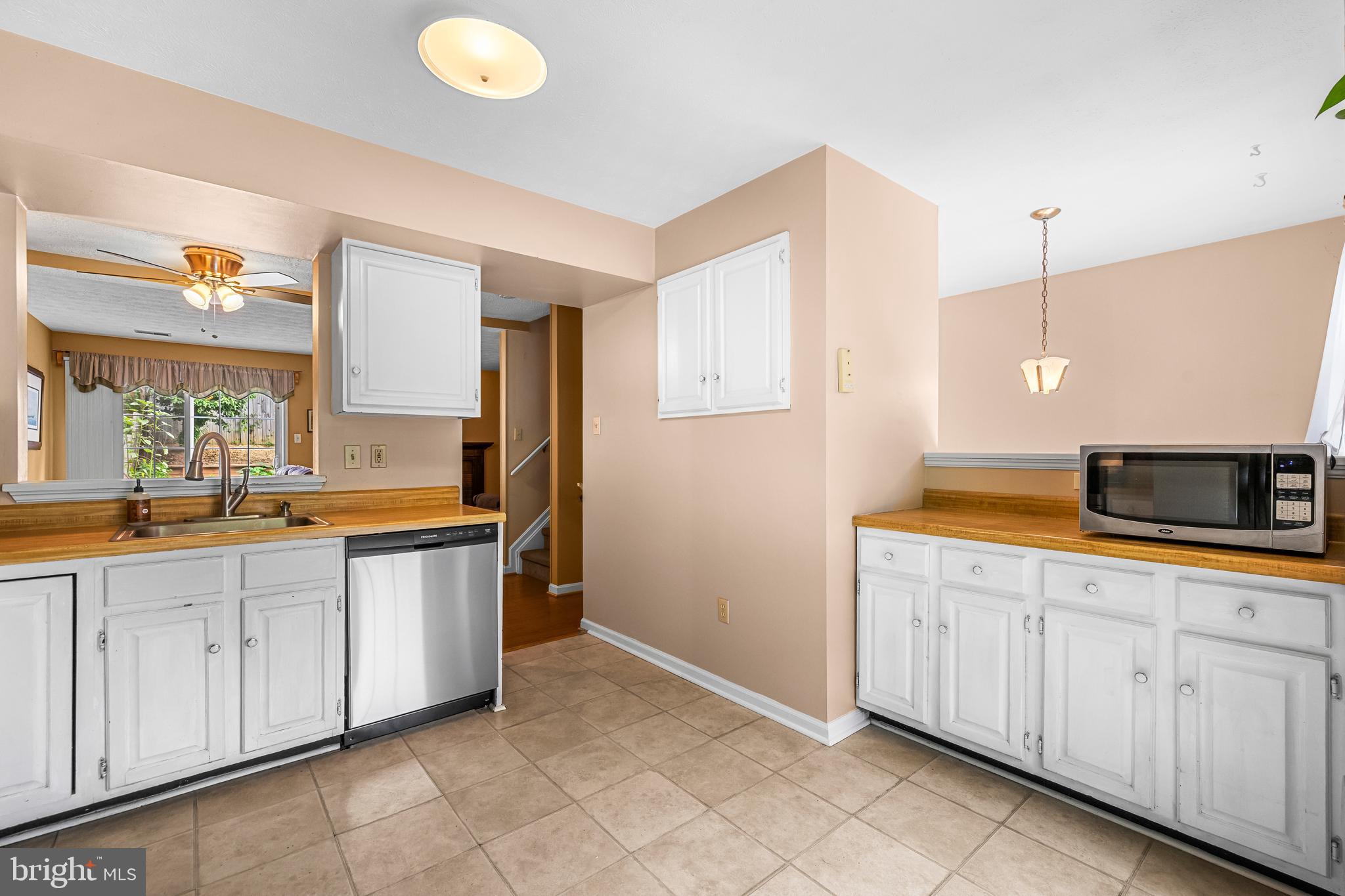 ROBERTS FIELD - Residential