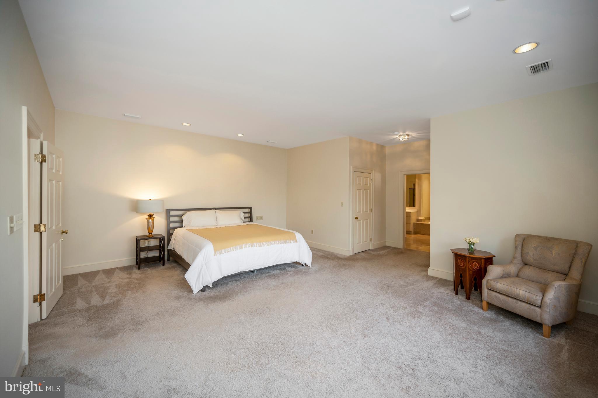 DOWNTOWN FREDERICKSBURG - Residential