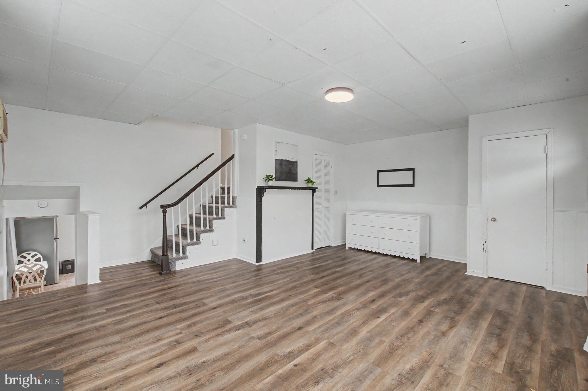 MARSHALL TERRACE - Residential