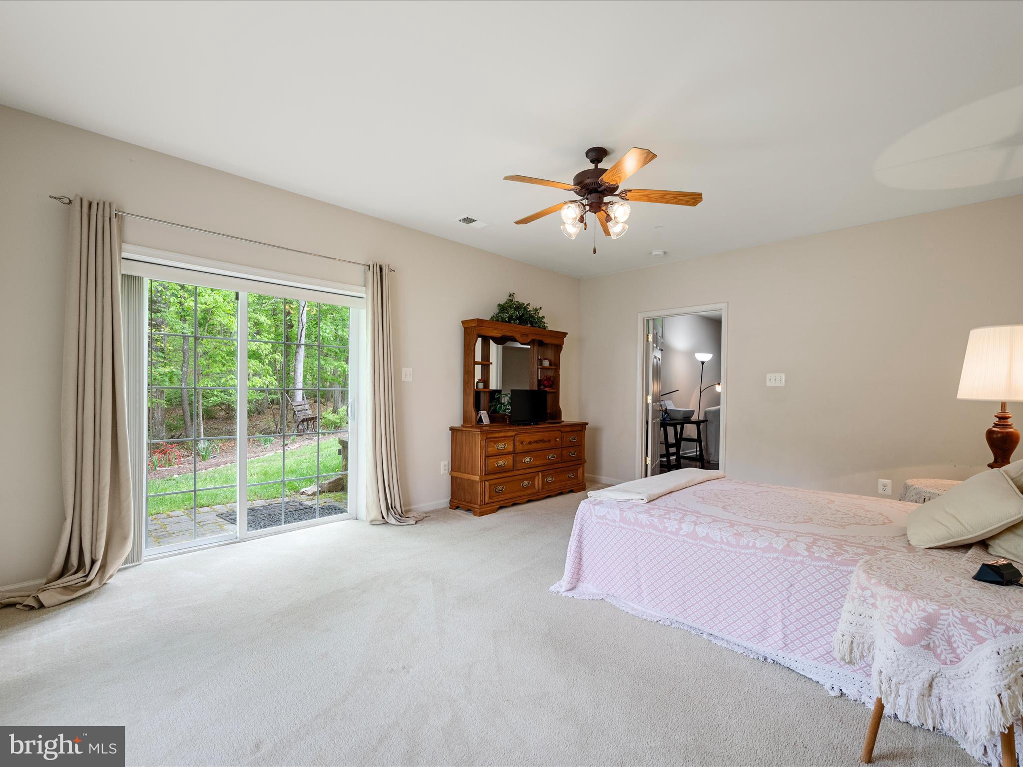 LAKE HOLIDAY ESTATES - Residential