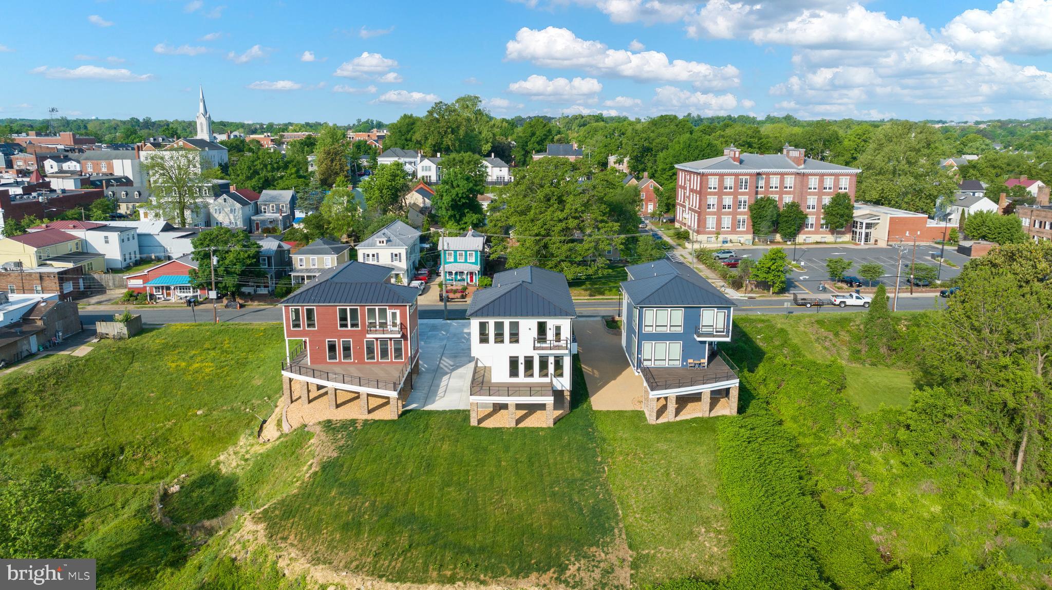 DOWNTOWN FREDERICKSBURG - Residential