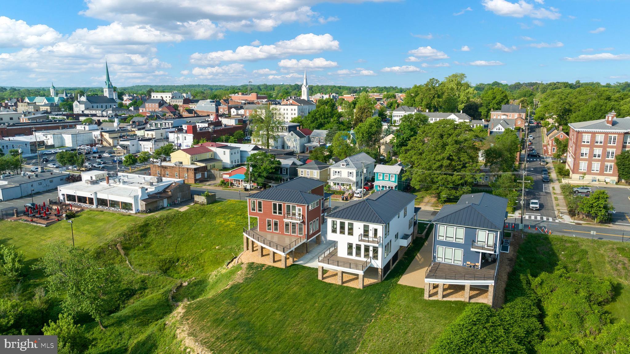 DOWNTOWN FREDERICKSBURG - Residential