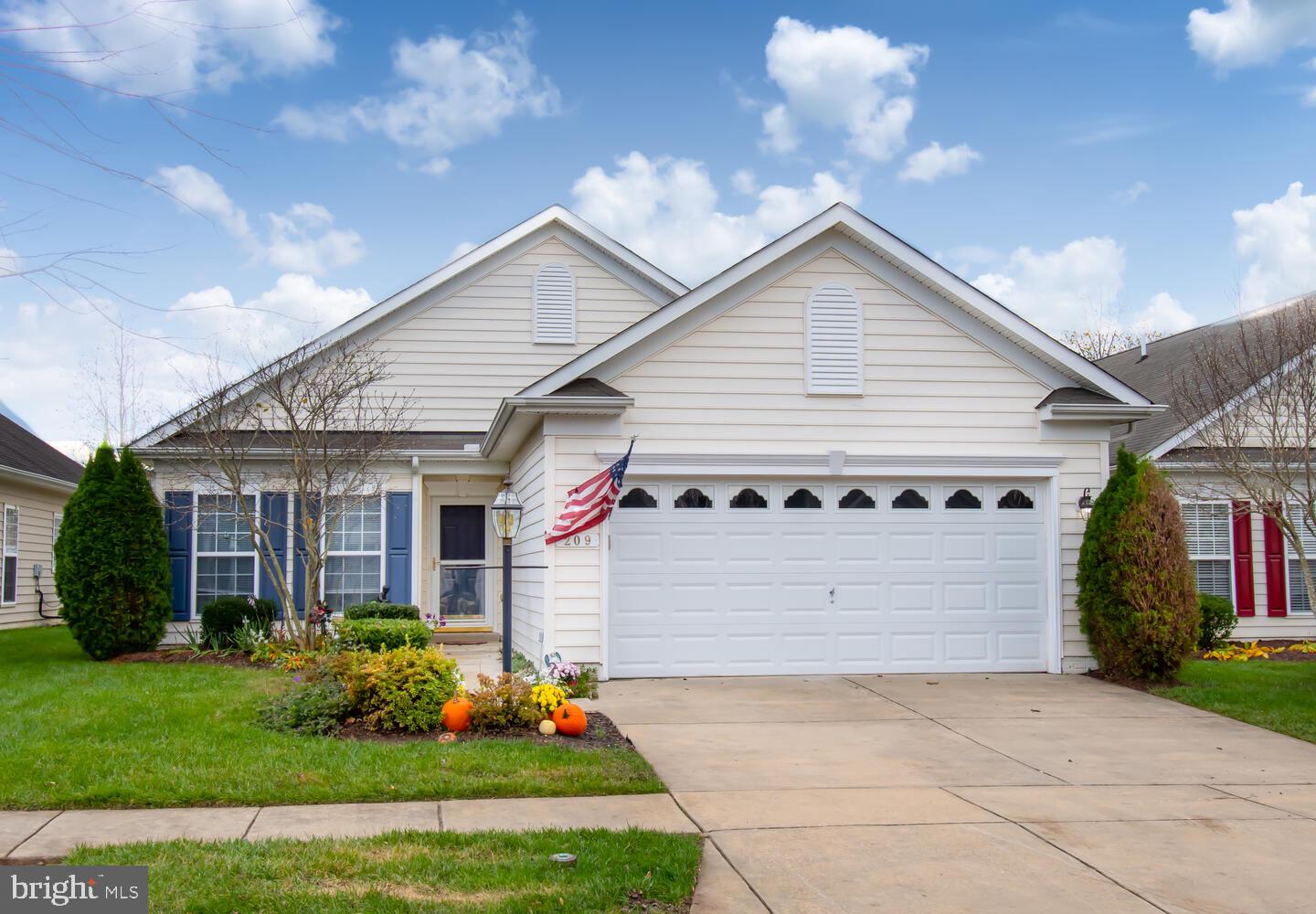 SYMPHONY VILLAGE AT CENTREVILLE - Residential