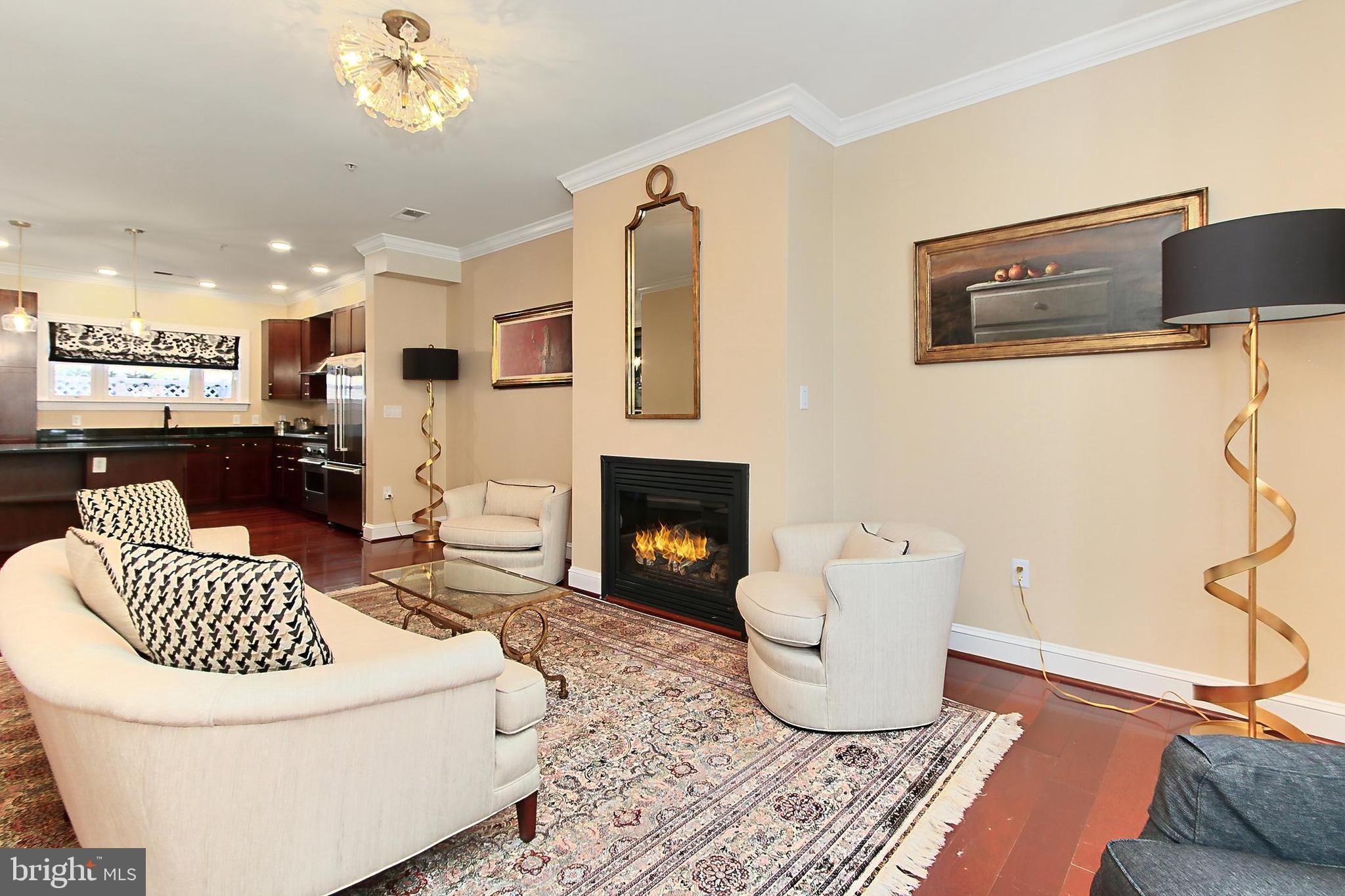 VISTA ON COURTHOUSE - Residential