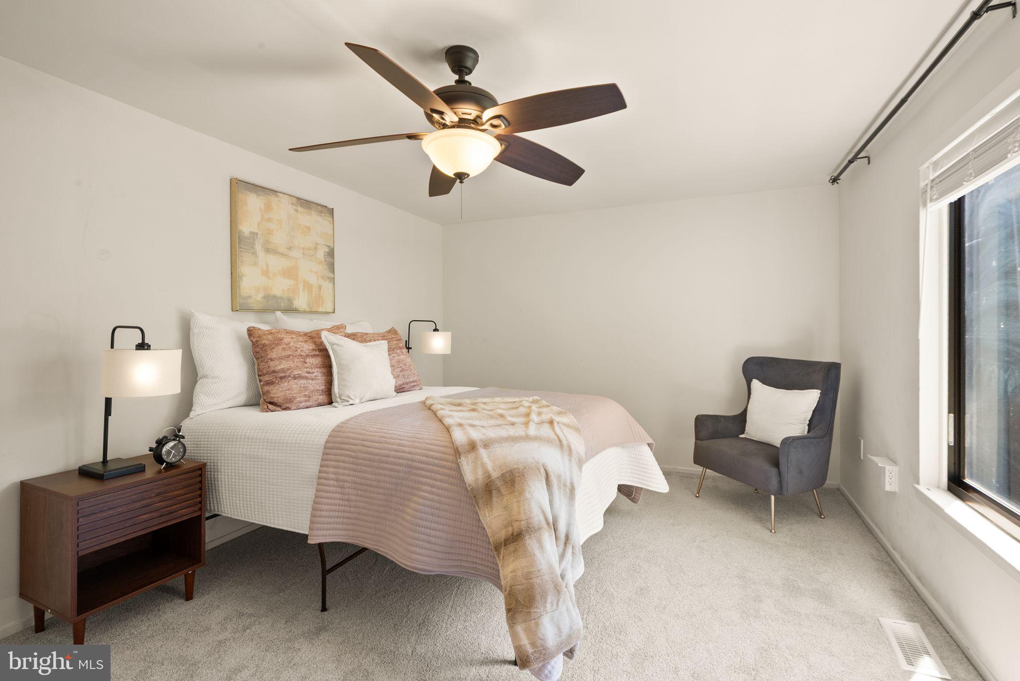 RESTON - Residential