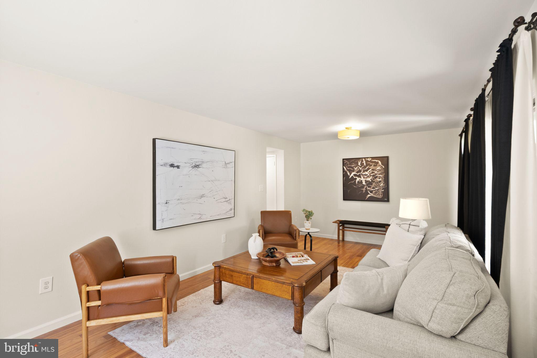 RESTON - Residential