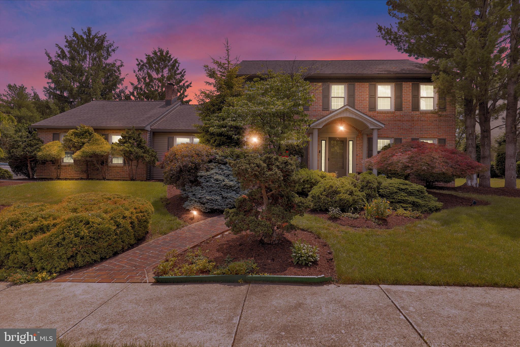 COLONY PARK - Residential