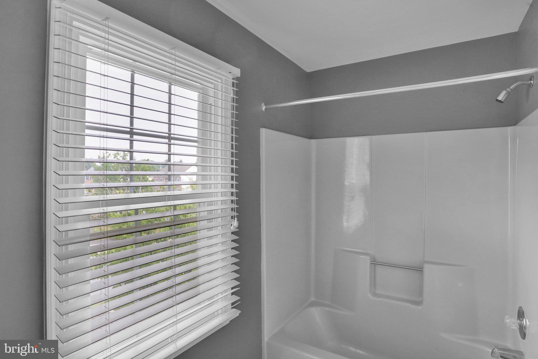 COLONY PARK - Residential