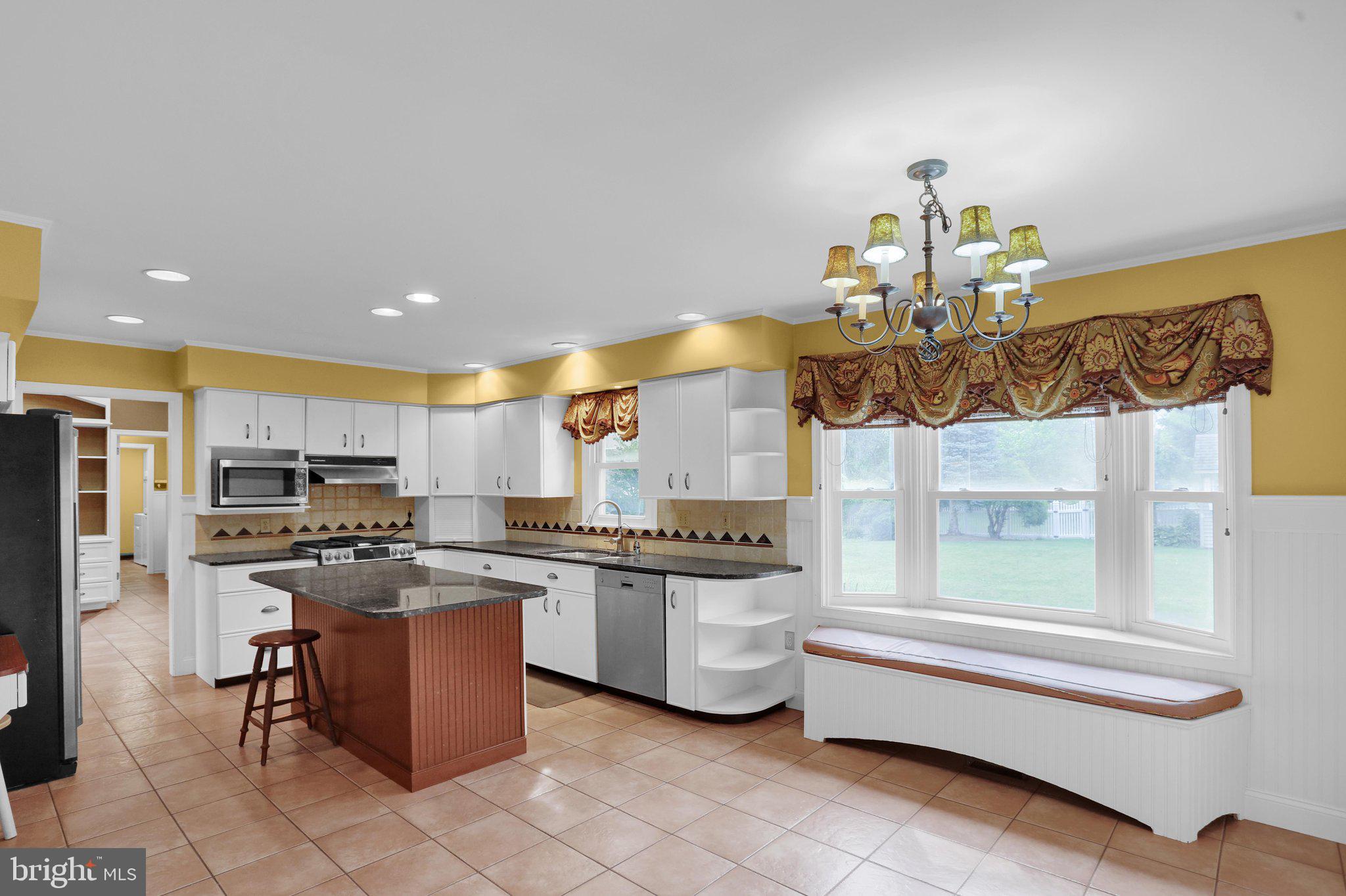 COLONY PARK - Residential