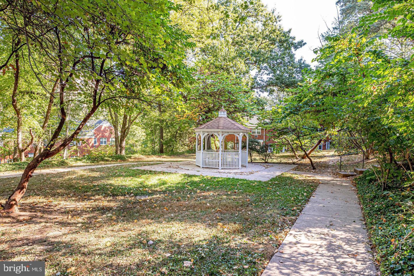 PARKFAIRFAX - Residential Lease