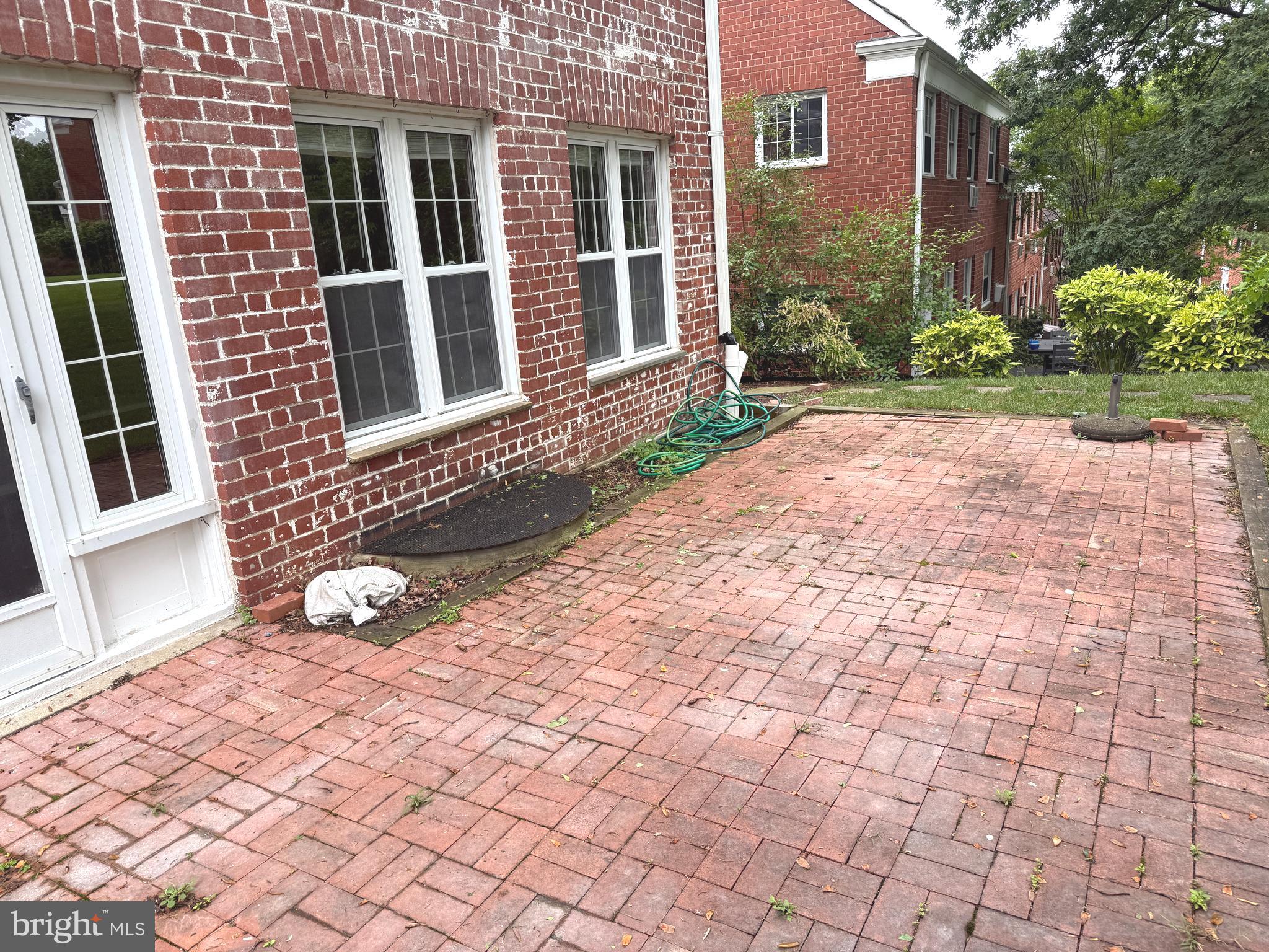 PARKFAIRFAX - Residential Lease
