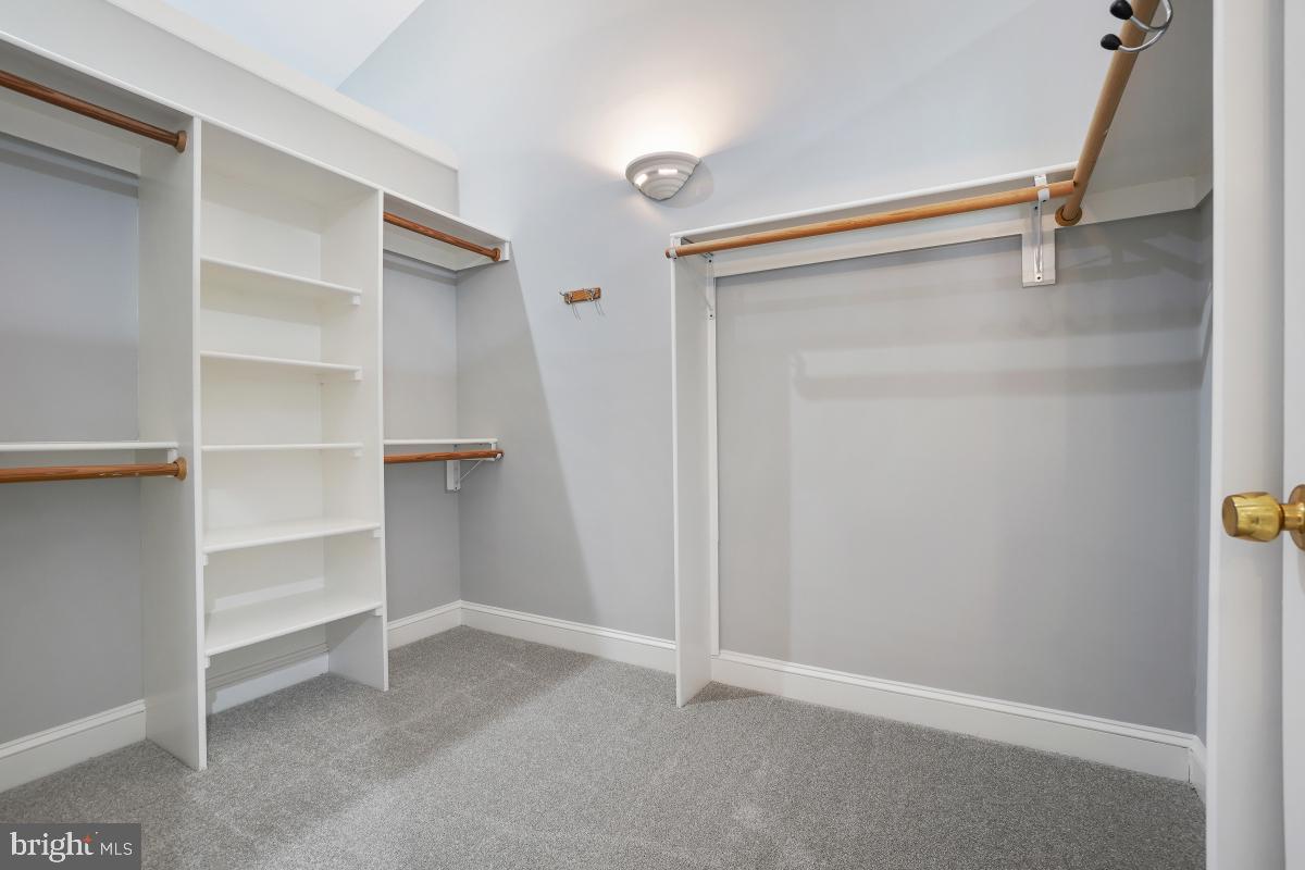 STONELEIGH - Residential