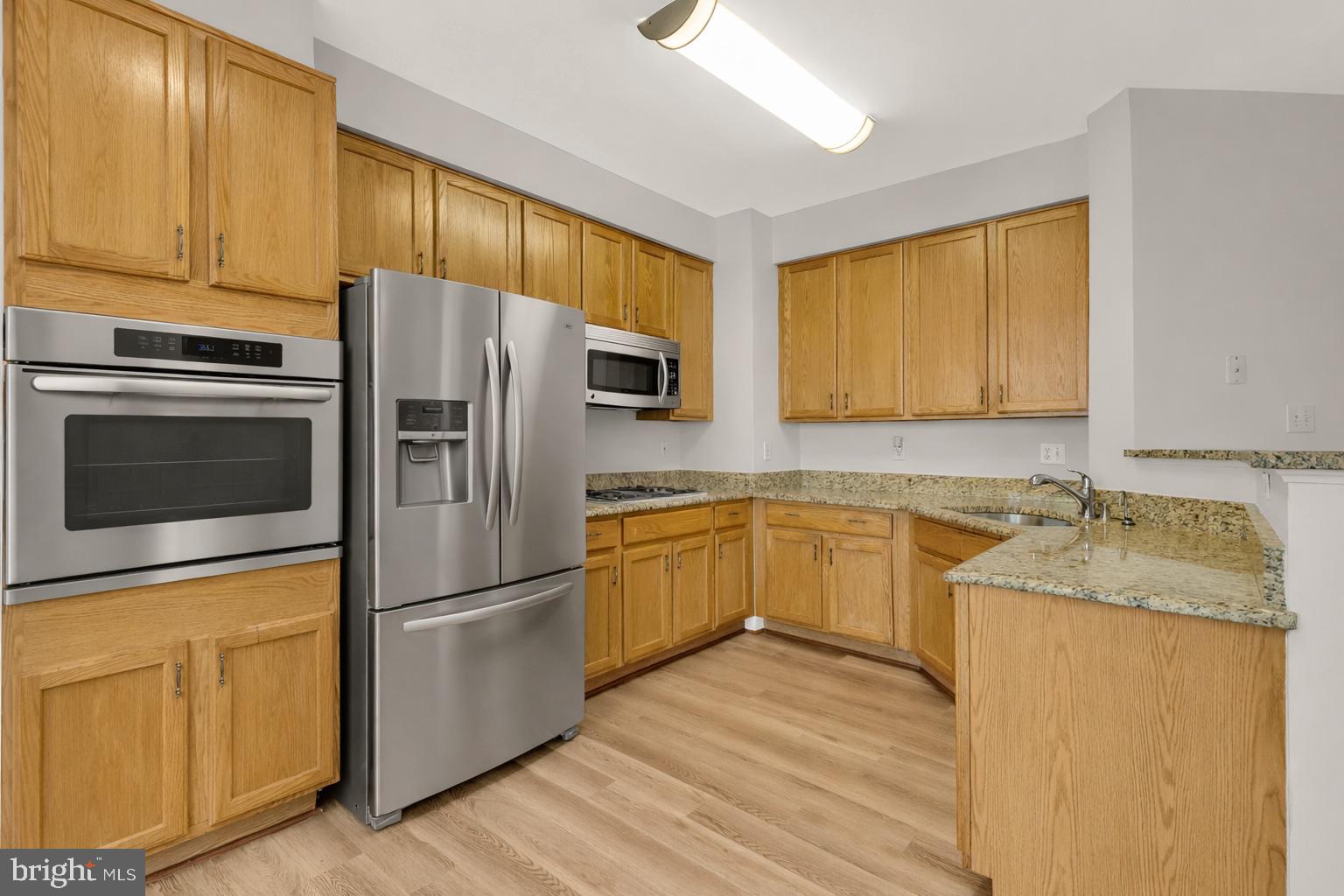 WILLOWS OF POTOMAC - Residential