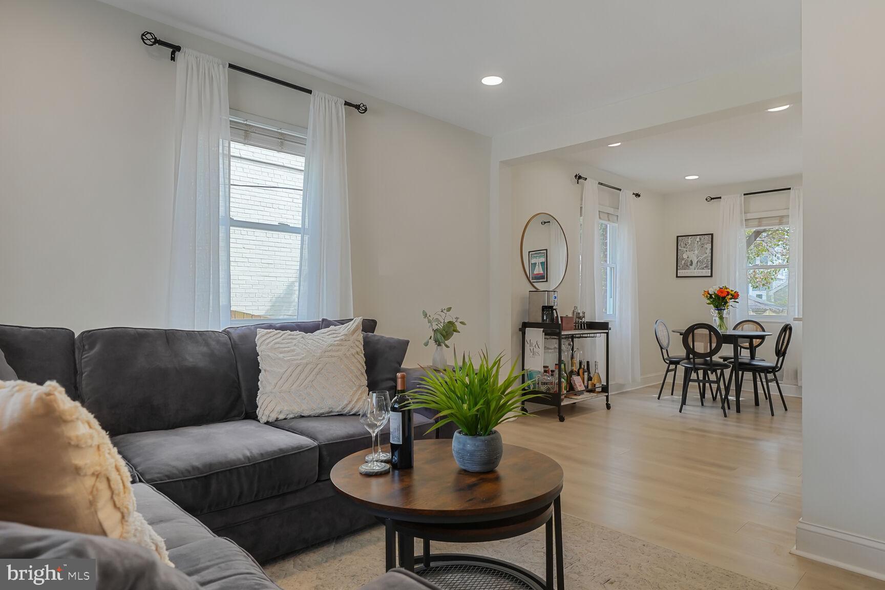 DEL RAY - Residential