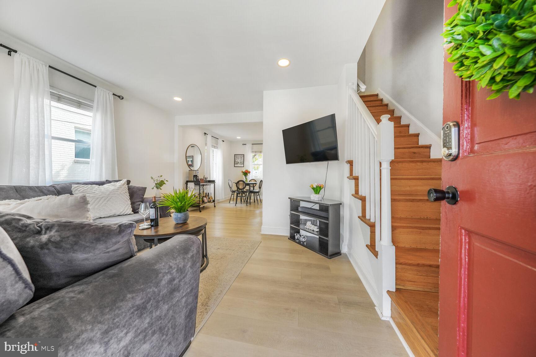 DEL RAY - Residential