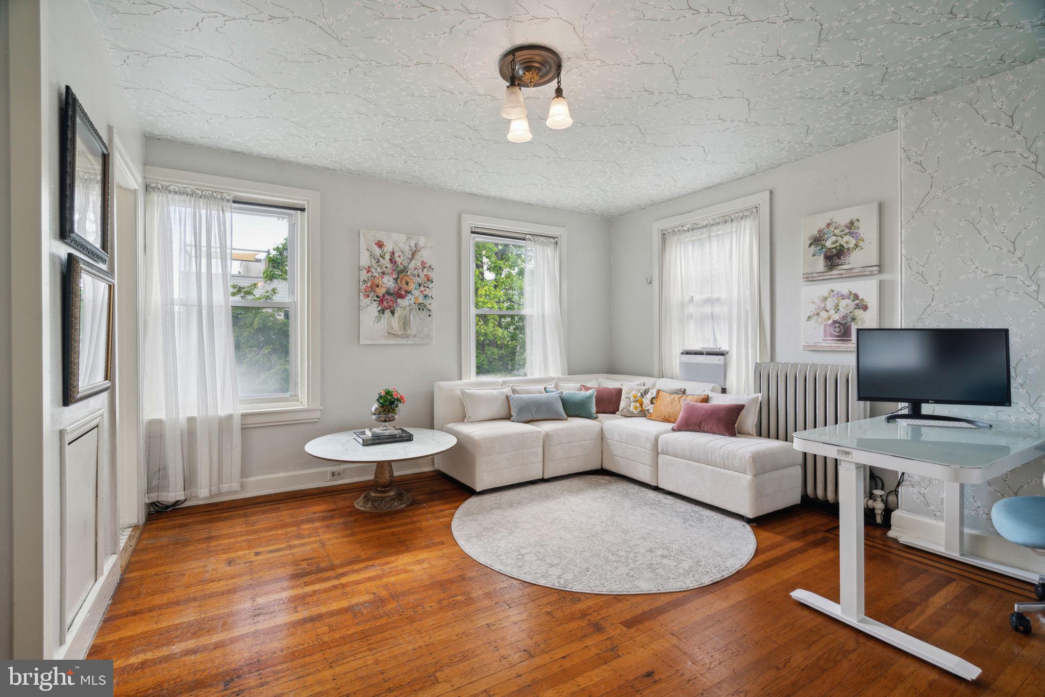 FAIRMOUNT - Residential