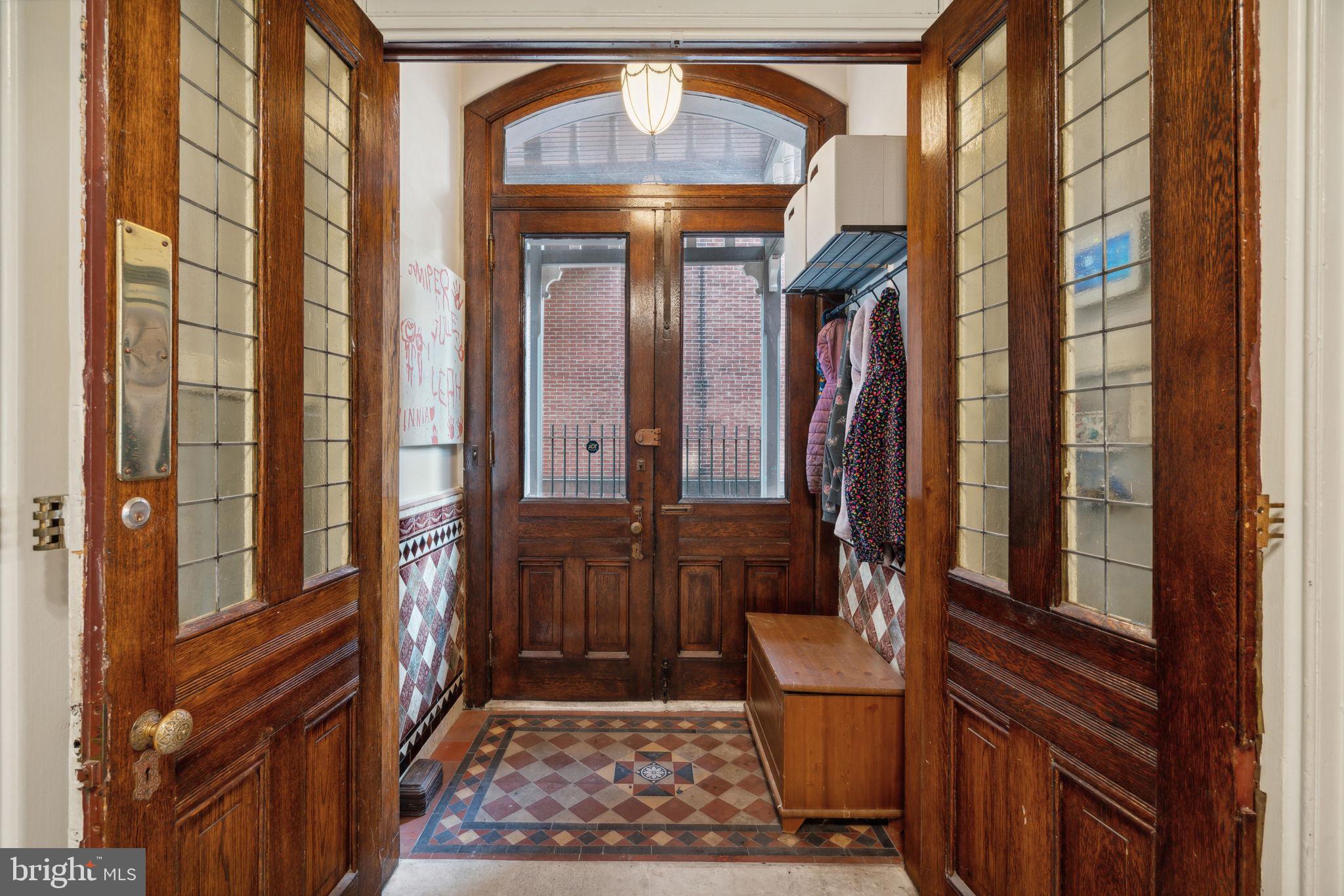 FAIRMOUNT - Residential