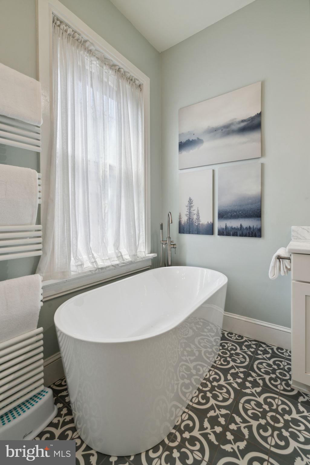 FAIRMOUNT - Residential