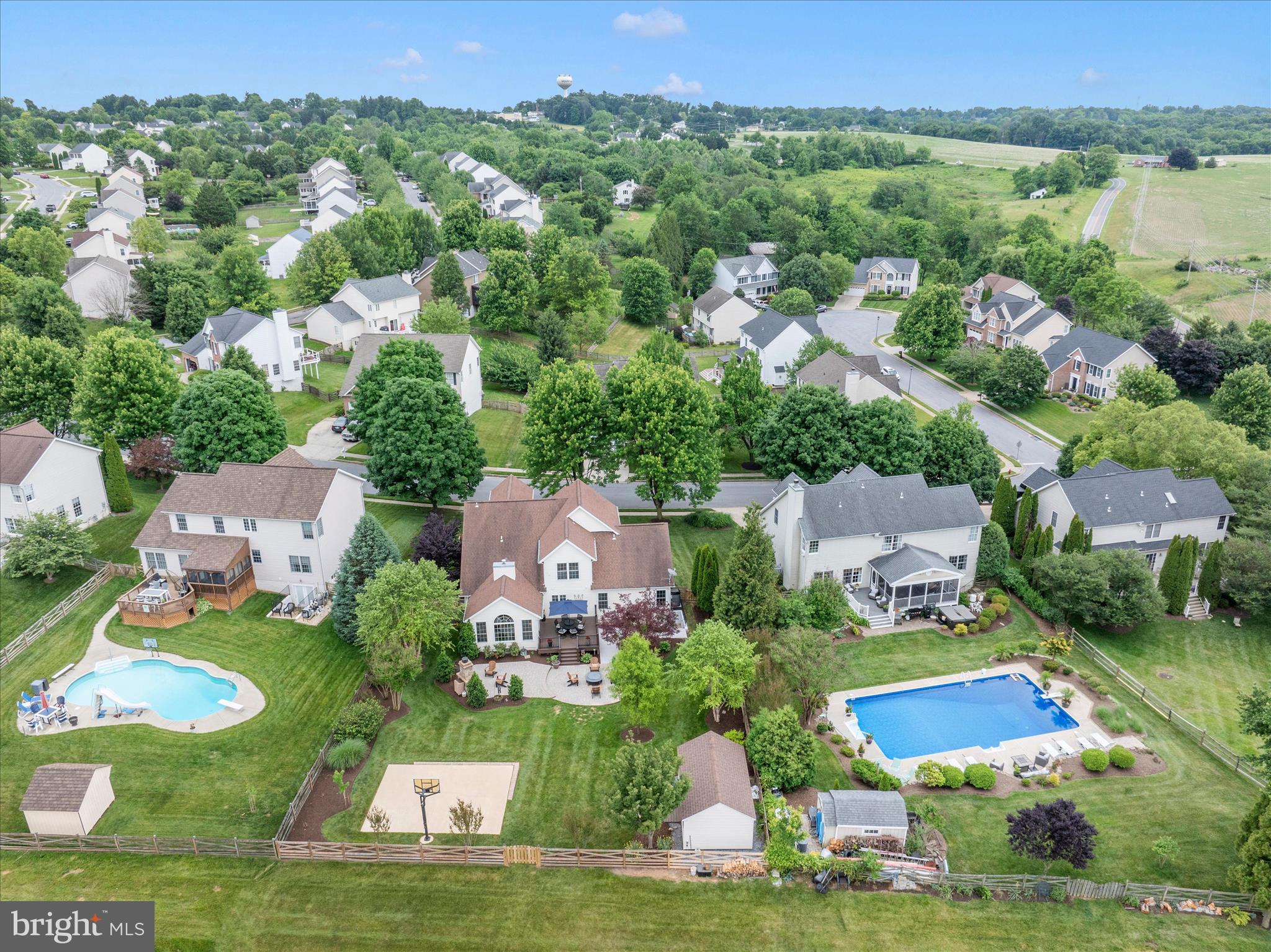 SUMMIT RIDGE - Residential