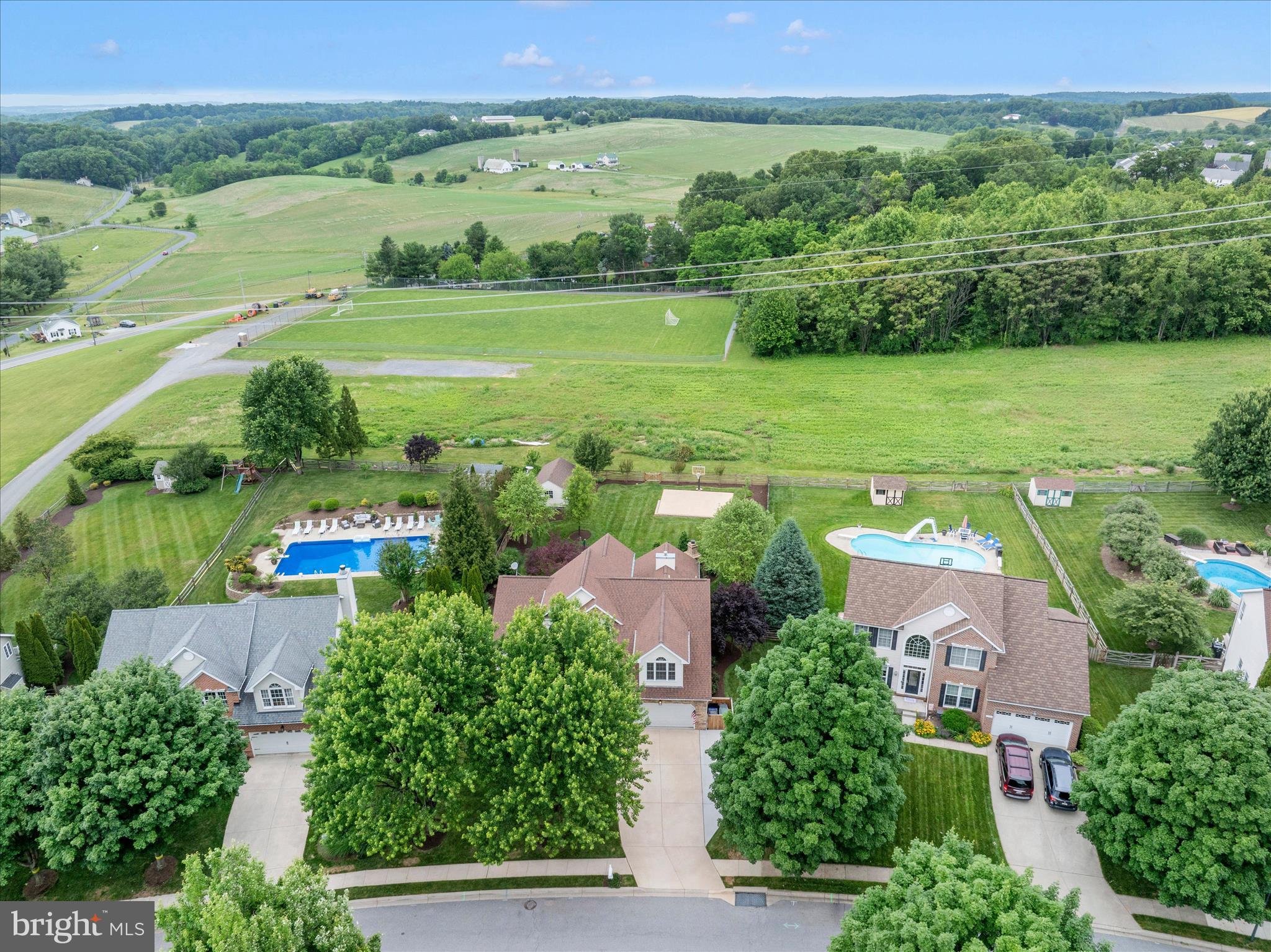 SUMMIT RIDGE - Residential