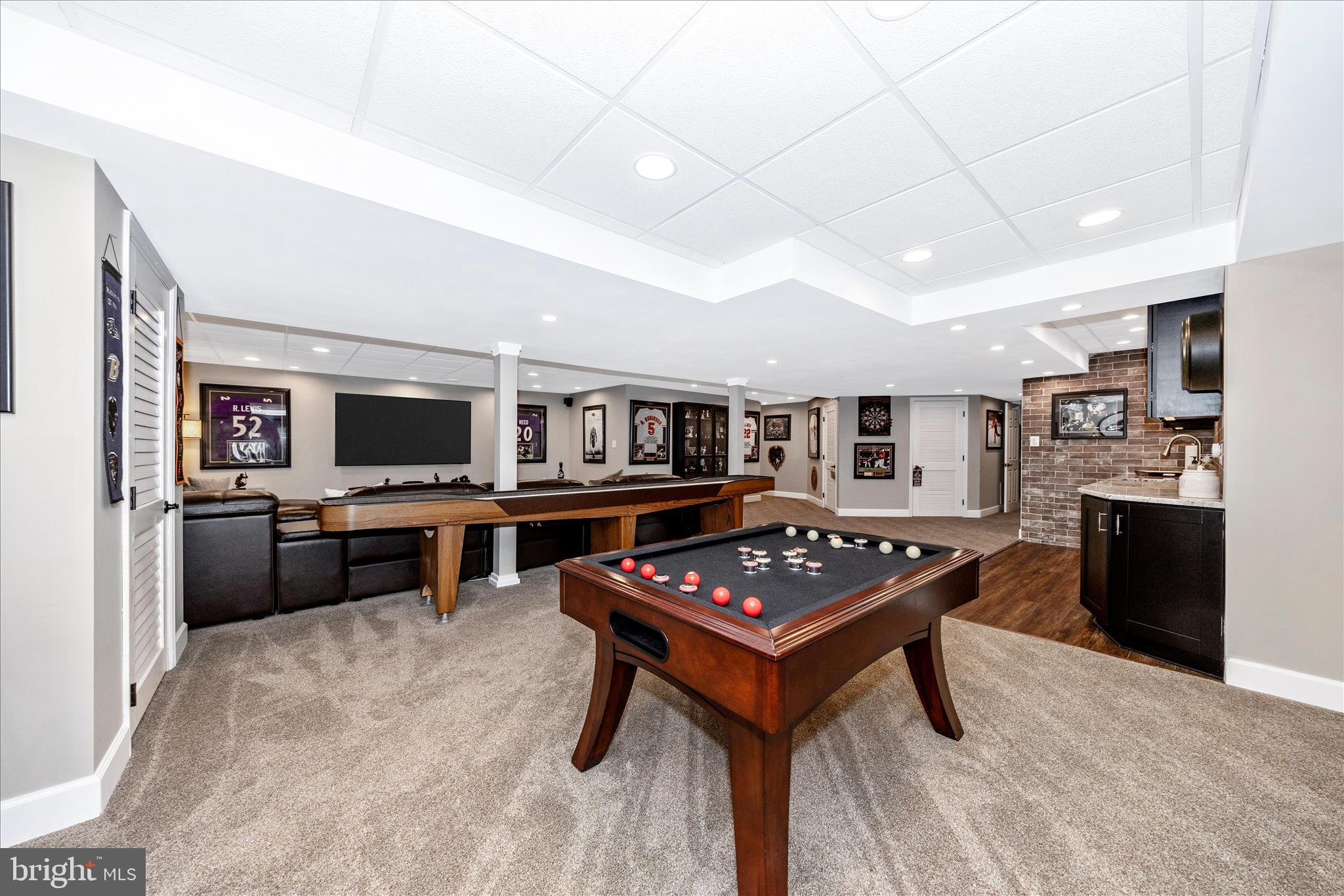 SUMMIT RIDGE - Residential