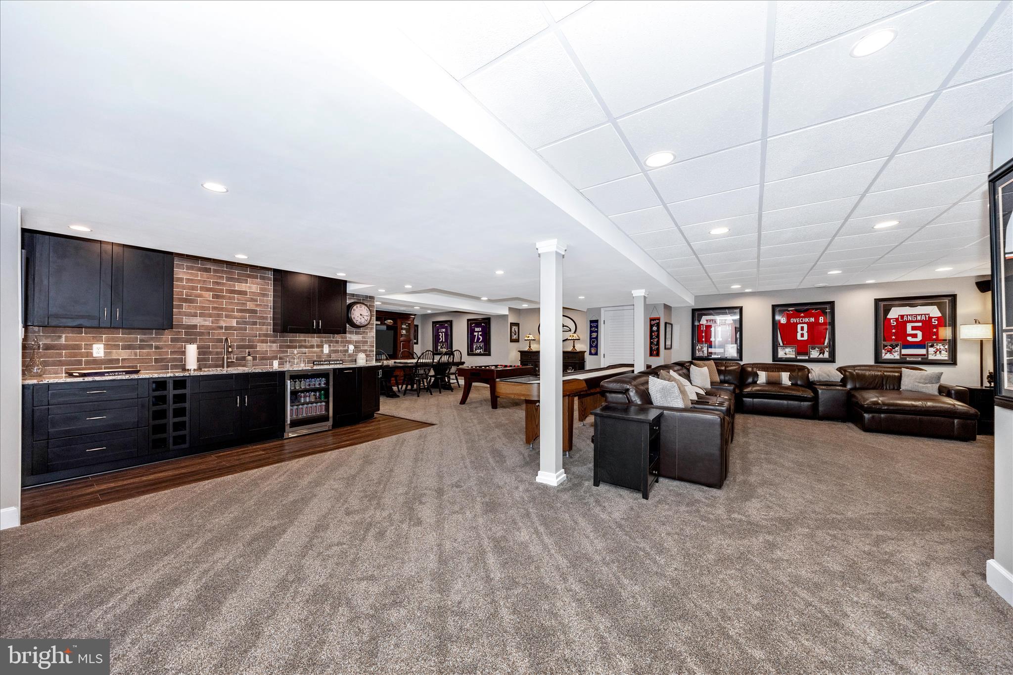 SUMMIT RIDGE - Residential