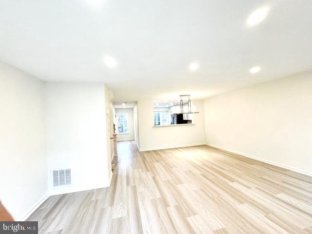 THE HOLLOWS - Residential Lease