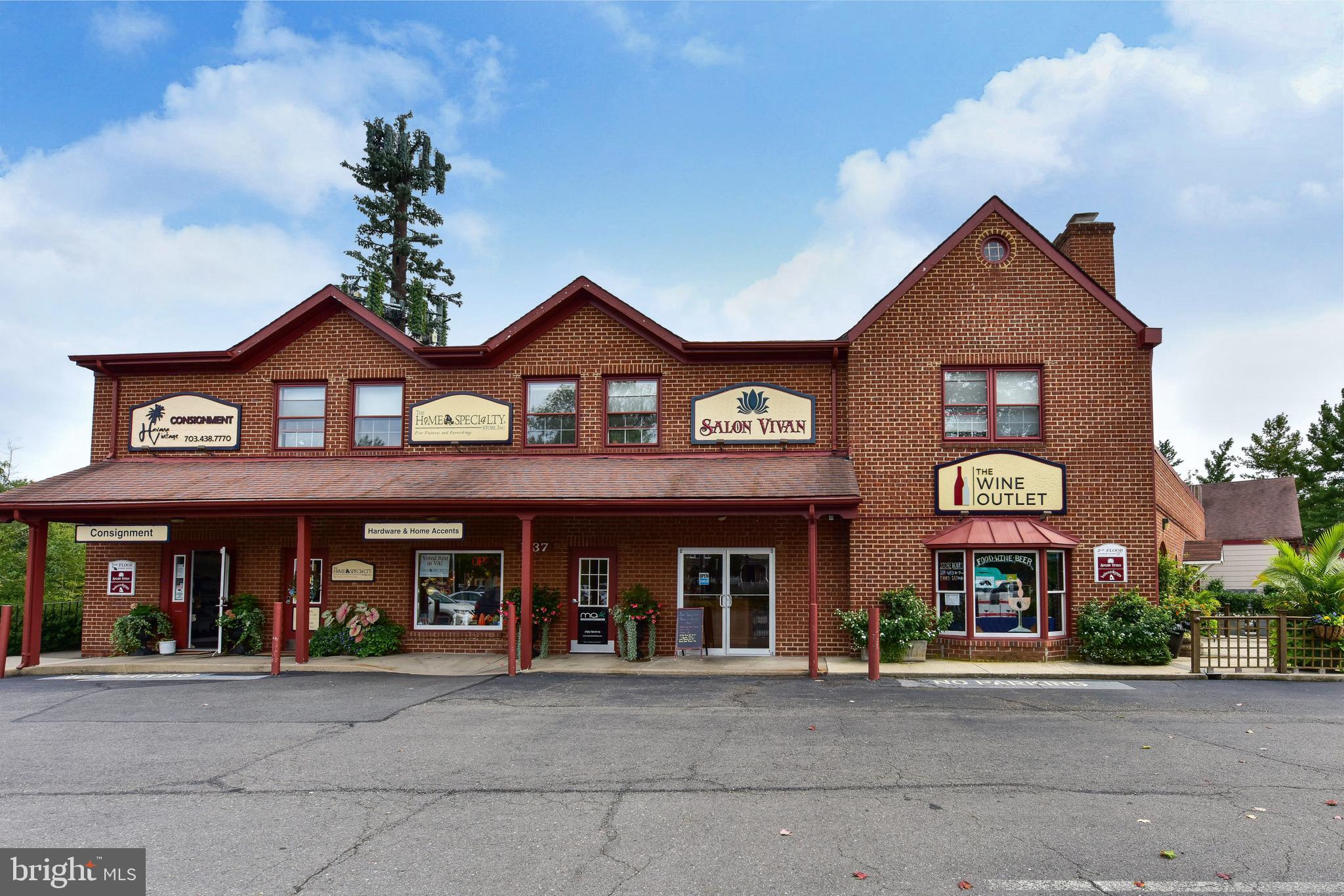 FOREST LAKE ESTATES - Residential