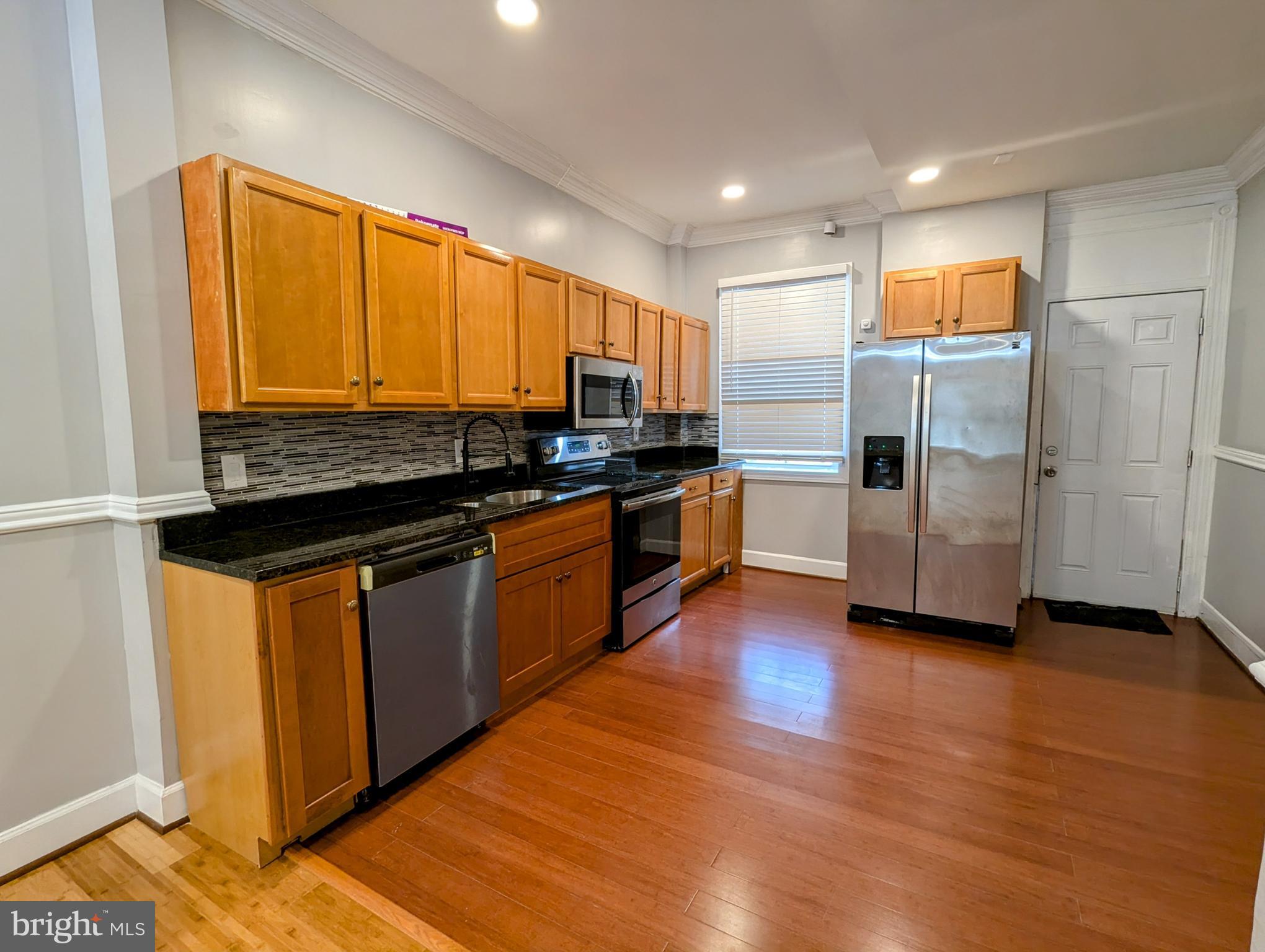 MILL HILL - Residential