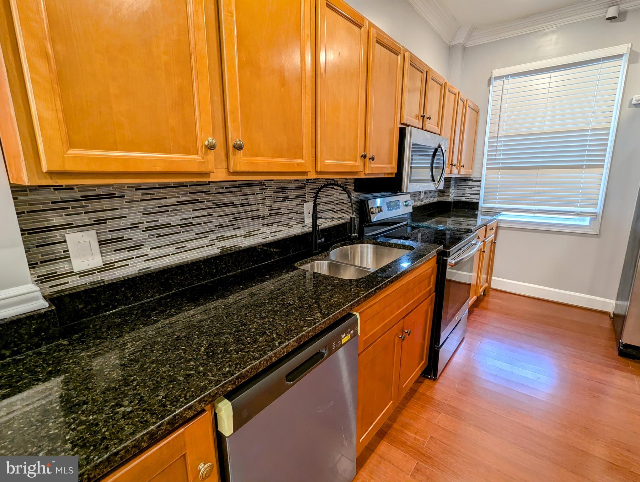 MILL HILL - Residential