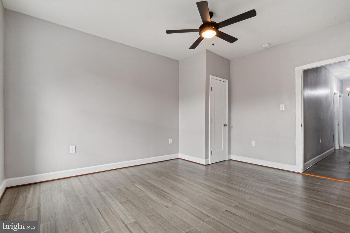 MILL HILL - Residential