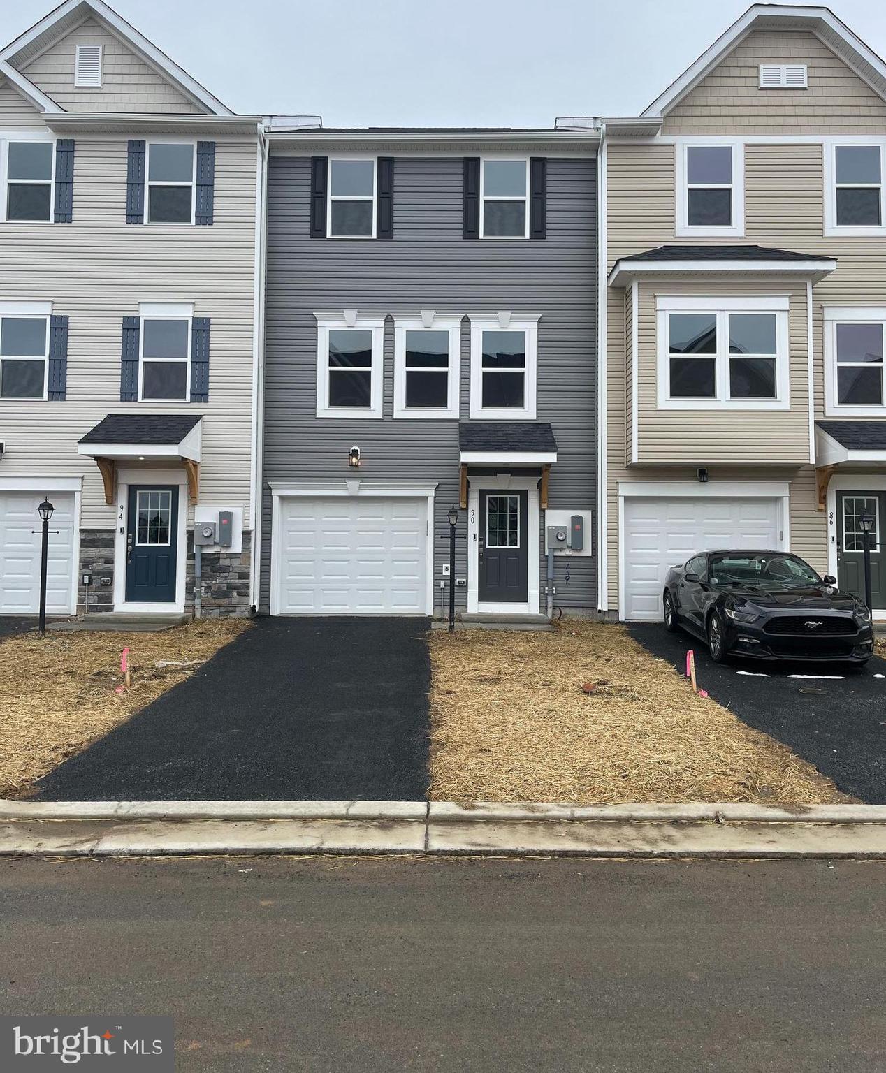 SOUTH BROOK - Residential Lease