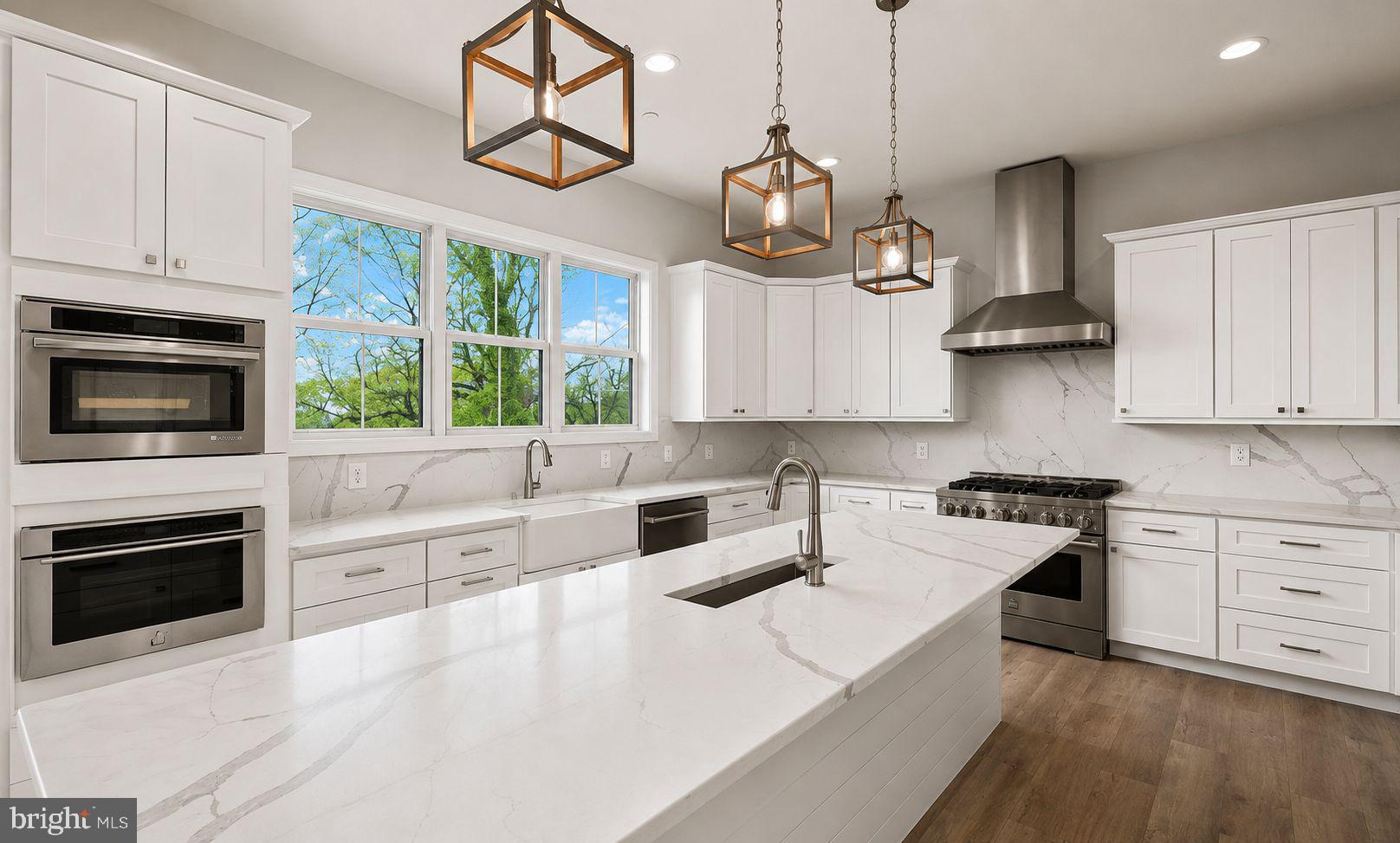 ROUND BAY - Residential