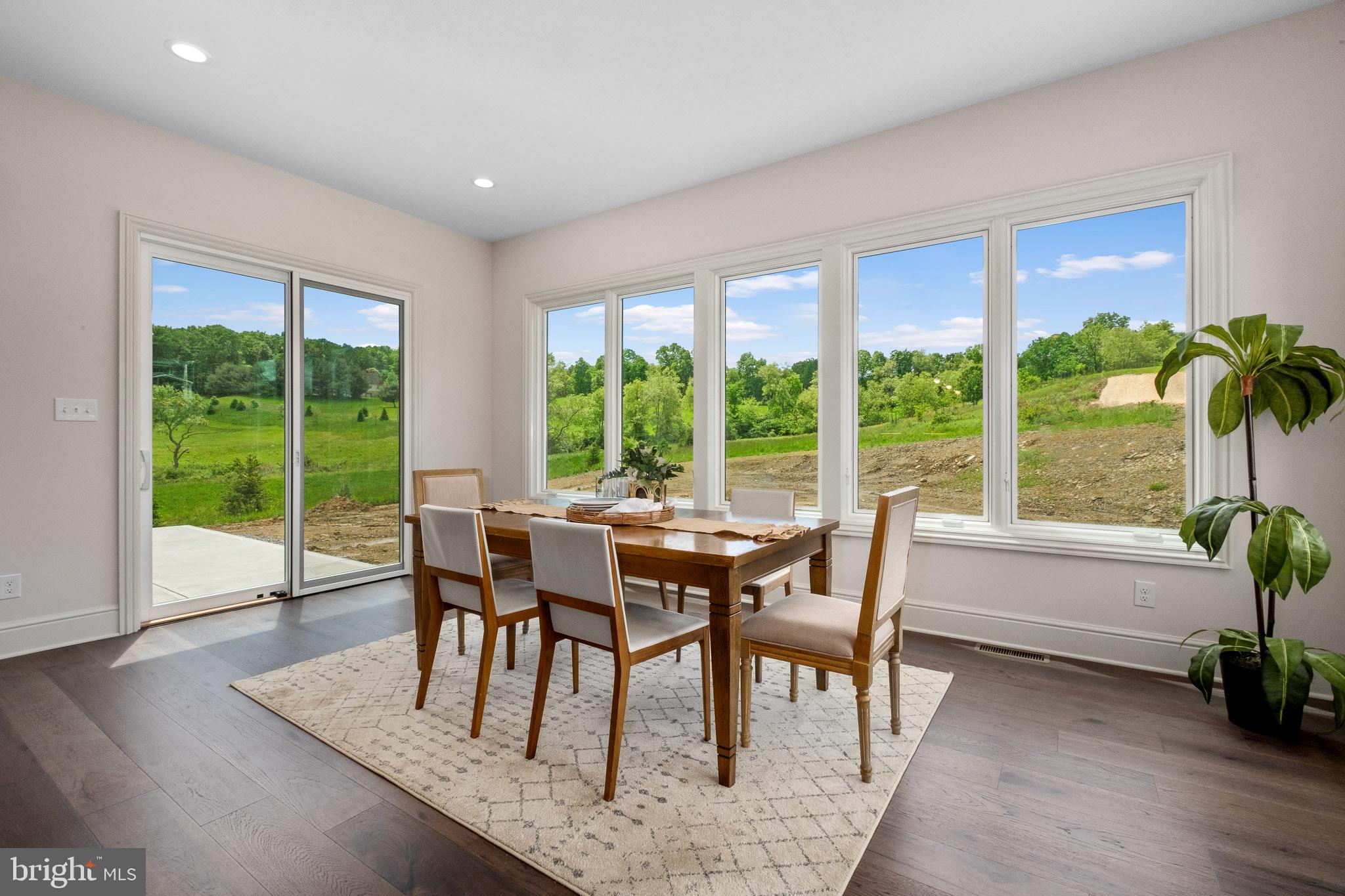 OAKWOOD - Residential