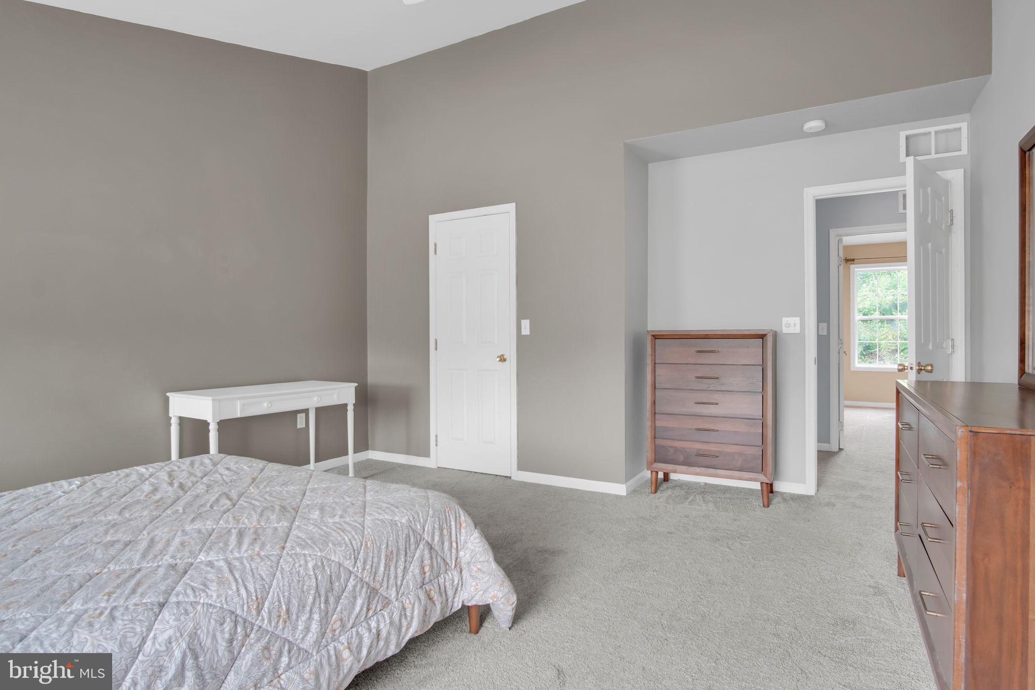 BEACON HILL - Residential
