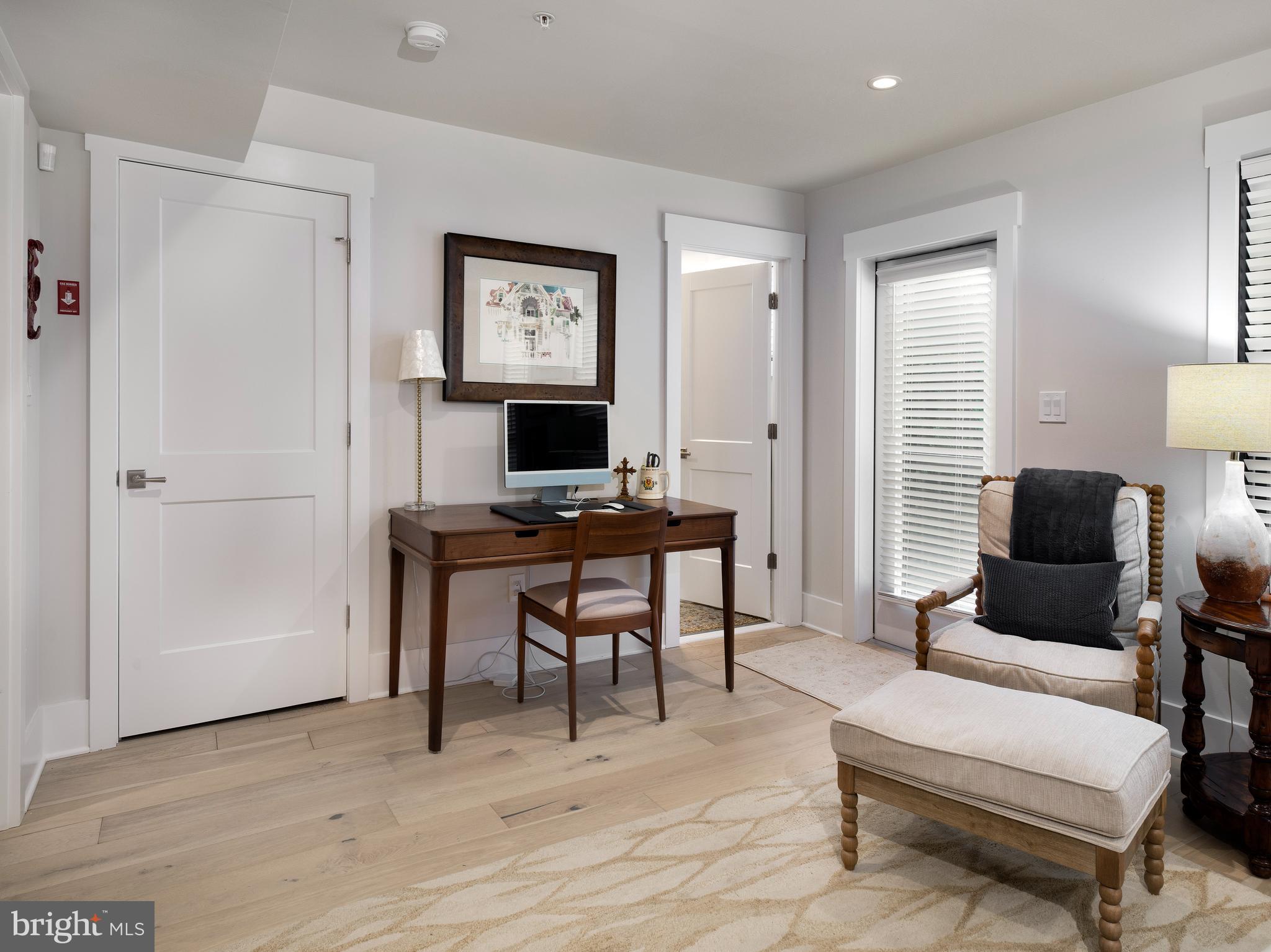 BROWNSTONES AT BERKLEY - Residential