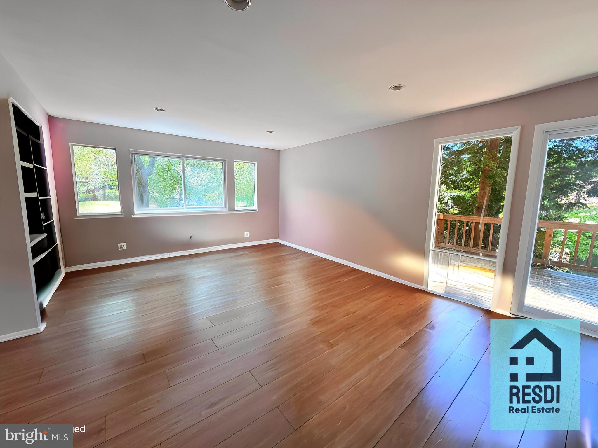 STONEGATE - Residential