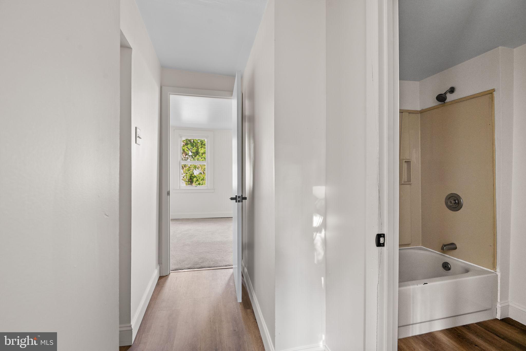 CAMDEN CROSSING - Residential