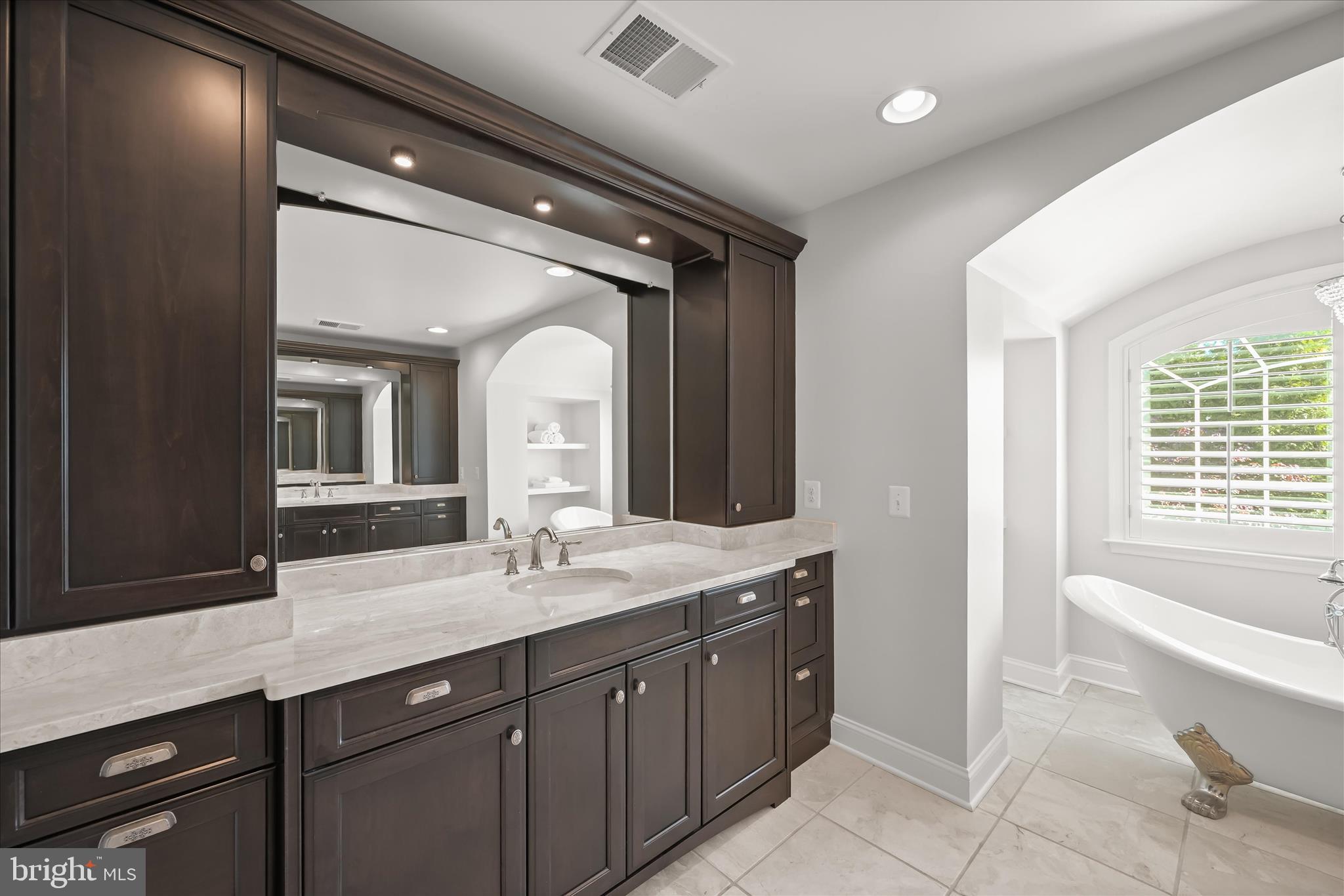 CLARKS MEADOW - Residential