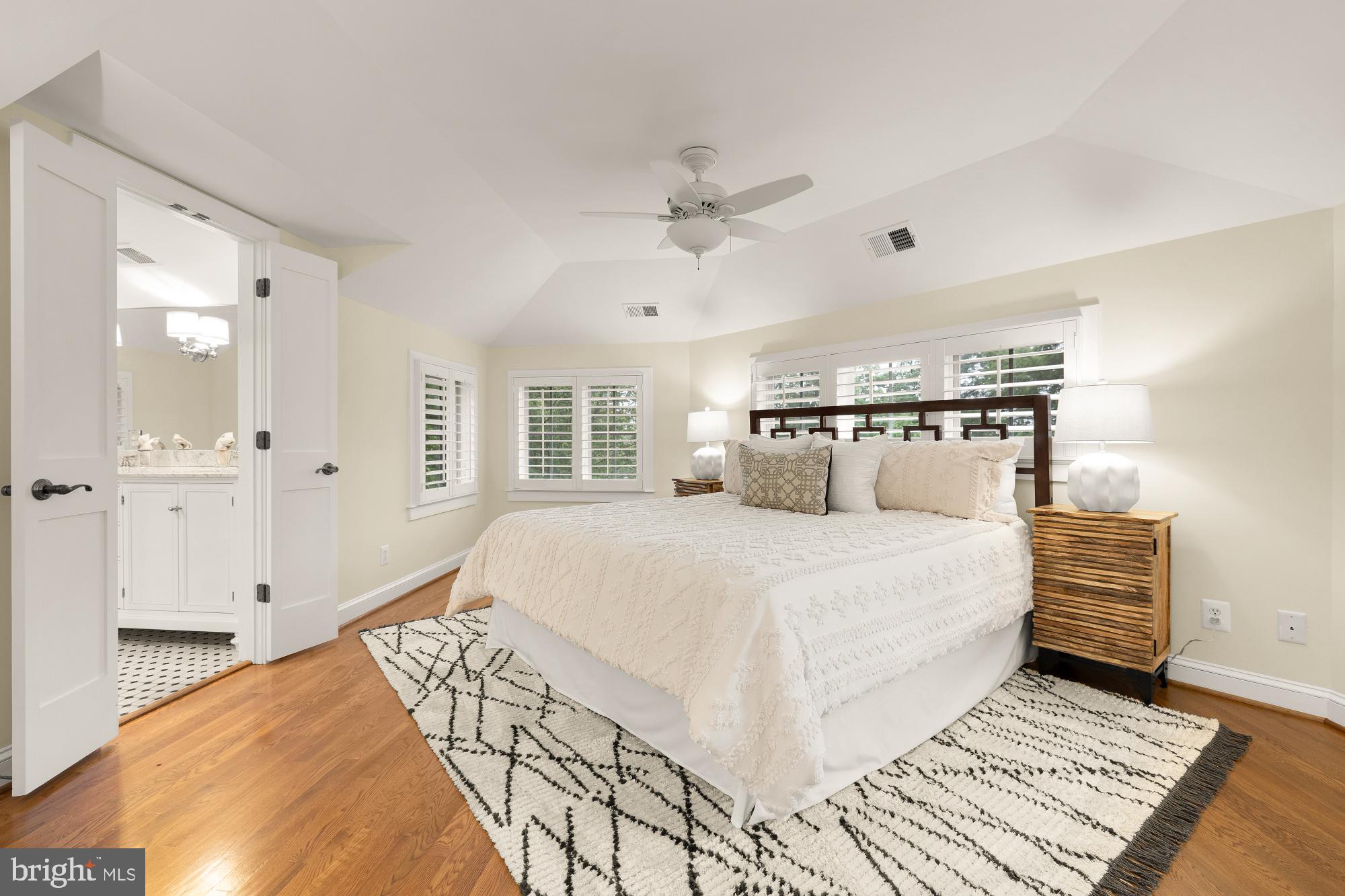 AURORA HILLS - Residential