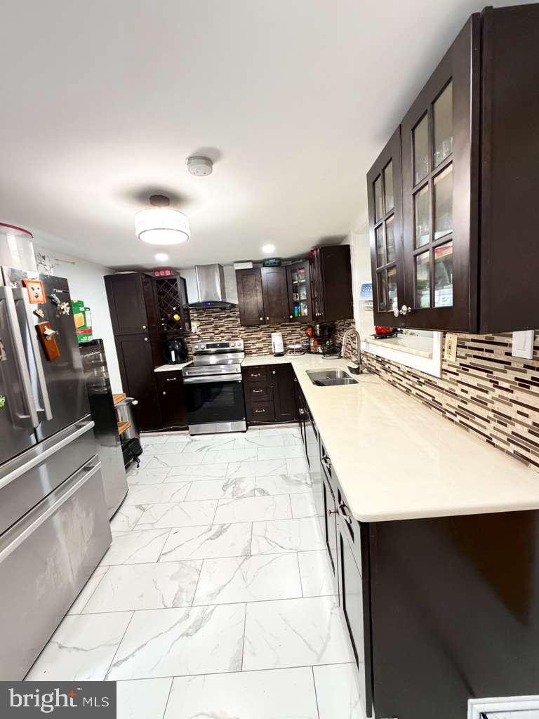 BRIDESBURG - Residential