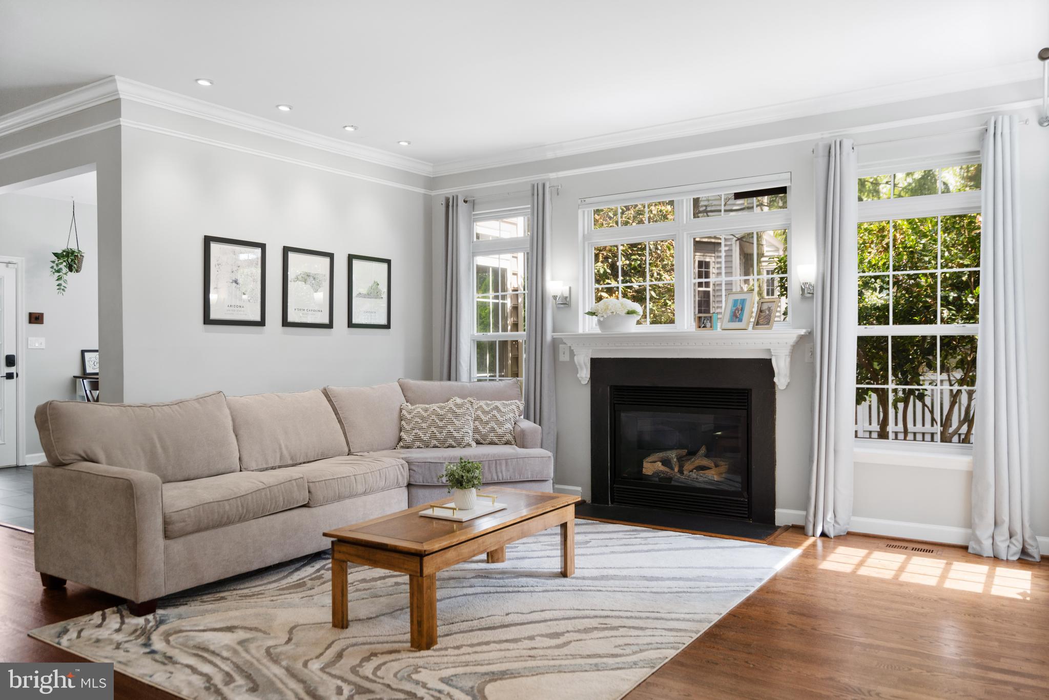 LEESBURG TOWN - Residential