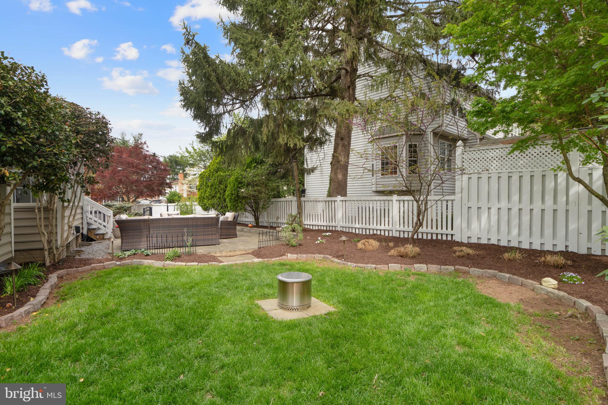 LEESBURG TOWN - Residential