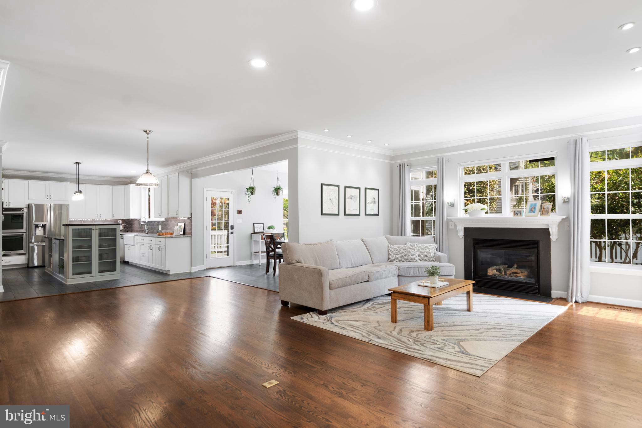 LEESBURG TOWN - Residential