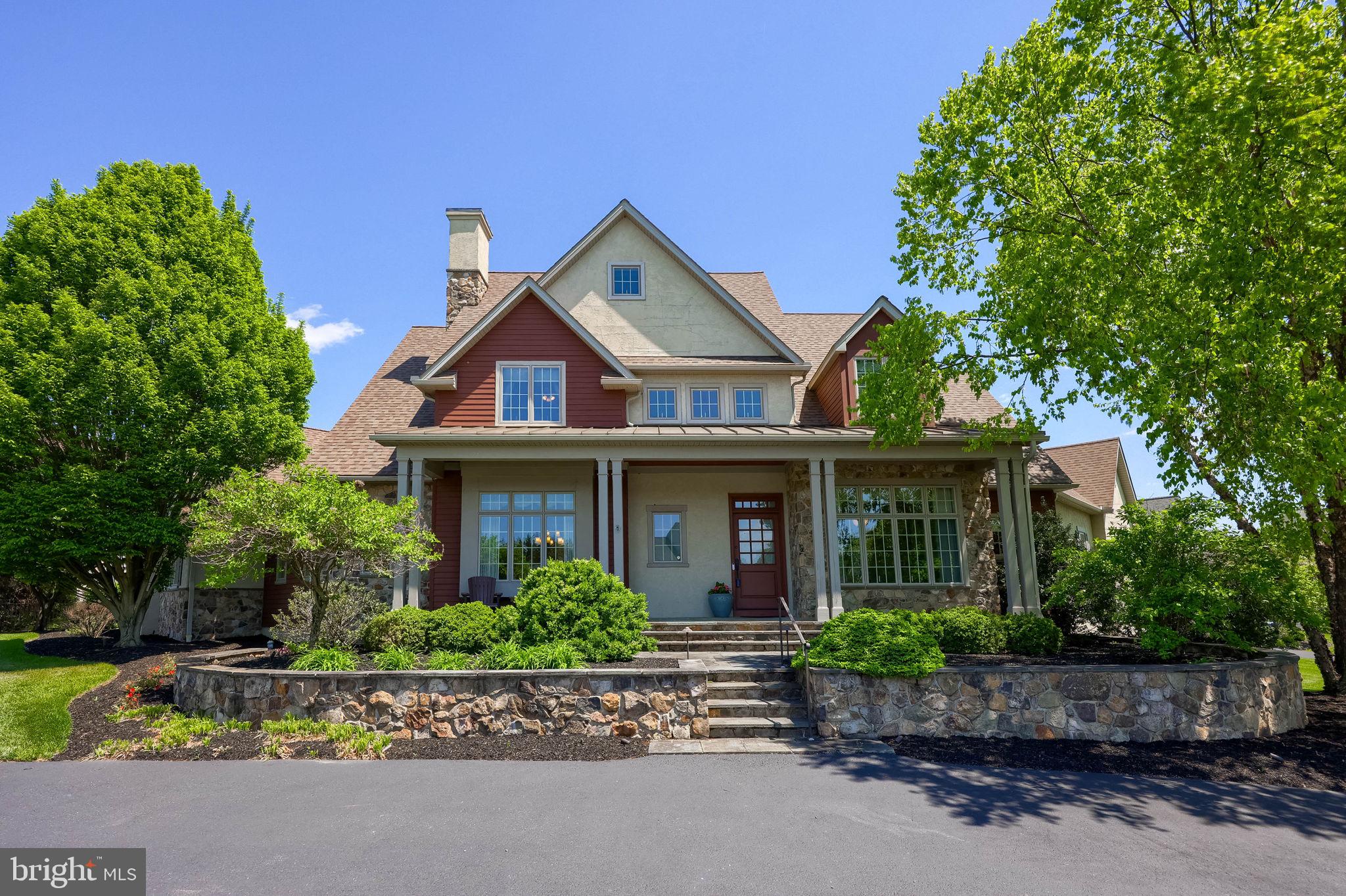 WELLESLEY MANOR - Residential